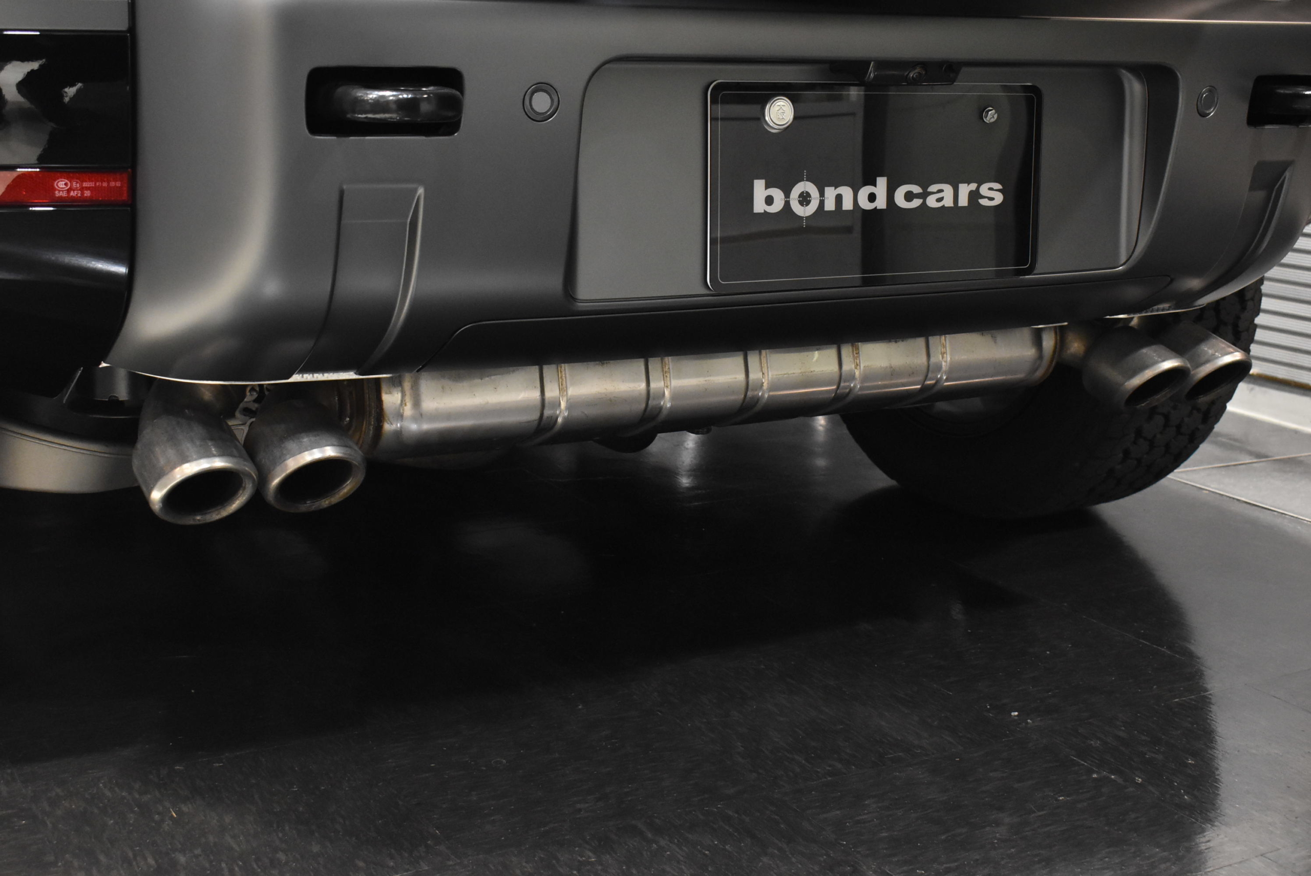 ランドローバー ディフェンダー90 V8 カルパチアングレー サイドステップ パノラマサンルーフ シートヒーター&ベンチレーション レーダー&ドラレコ