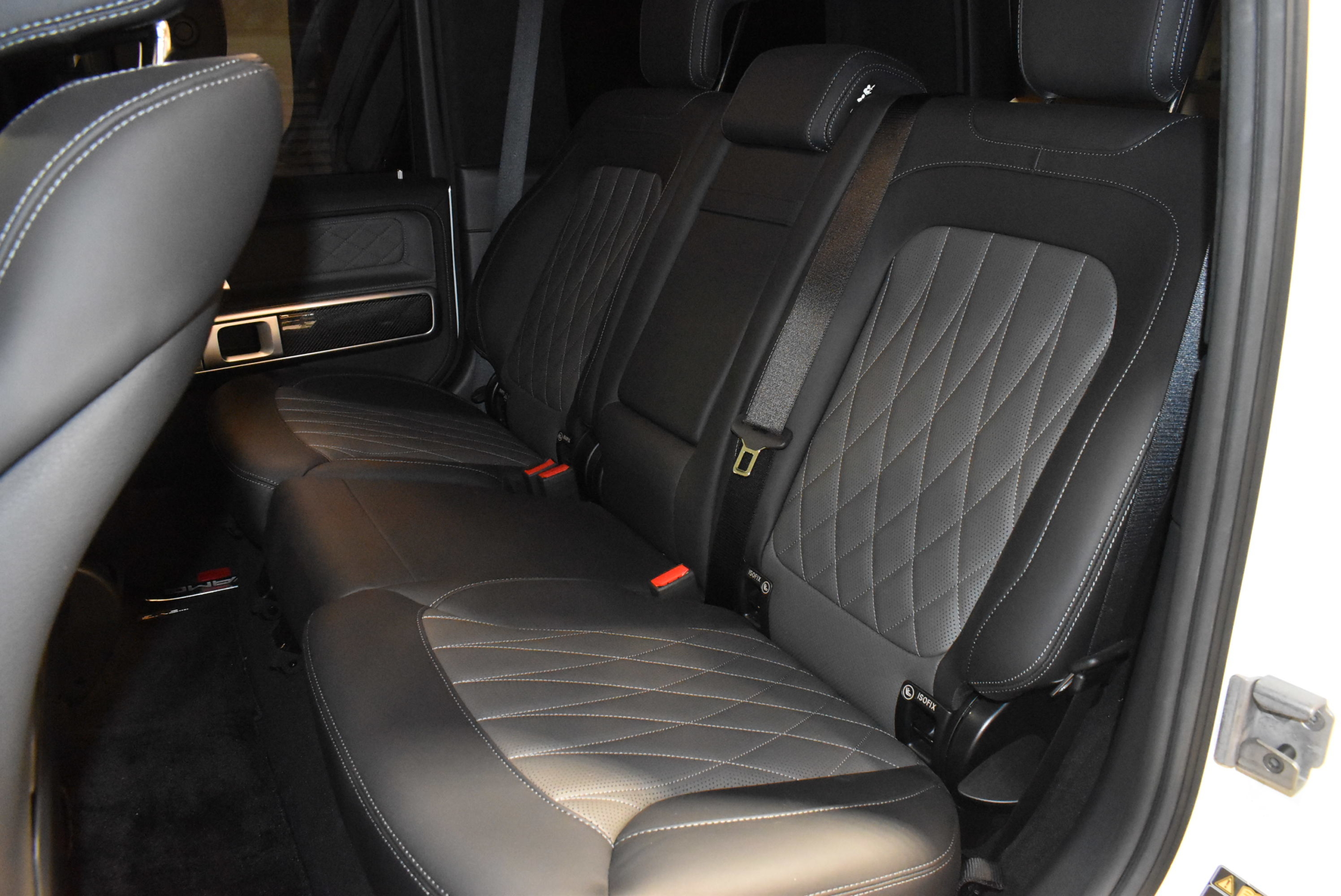メルセデスAMG G63 ストロンガーザンタイムエディション BRABUSフロントリップ 各部ブラックアウト Hellaブラックヘッドライト ナイトパッケージ仕様 レーダー&ドラレコ