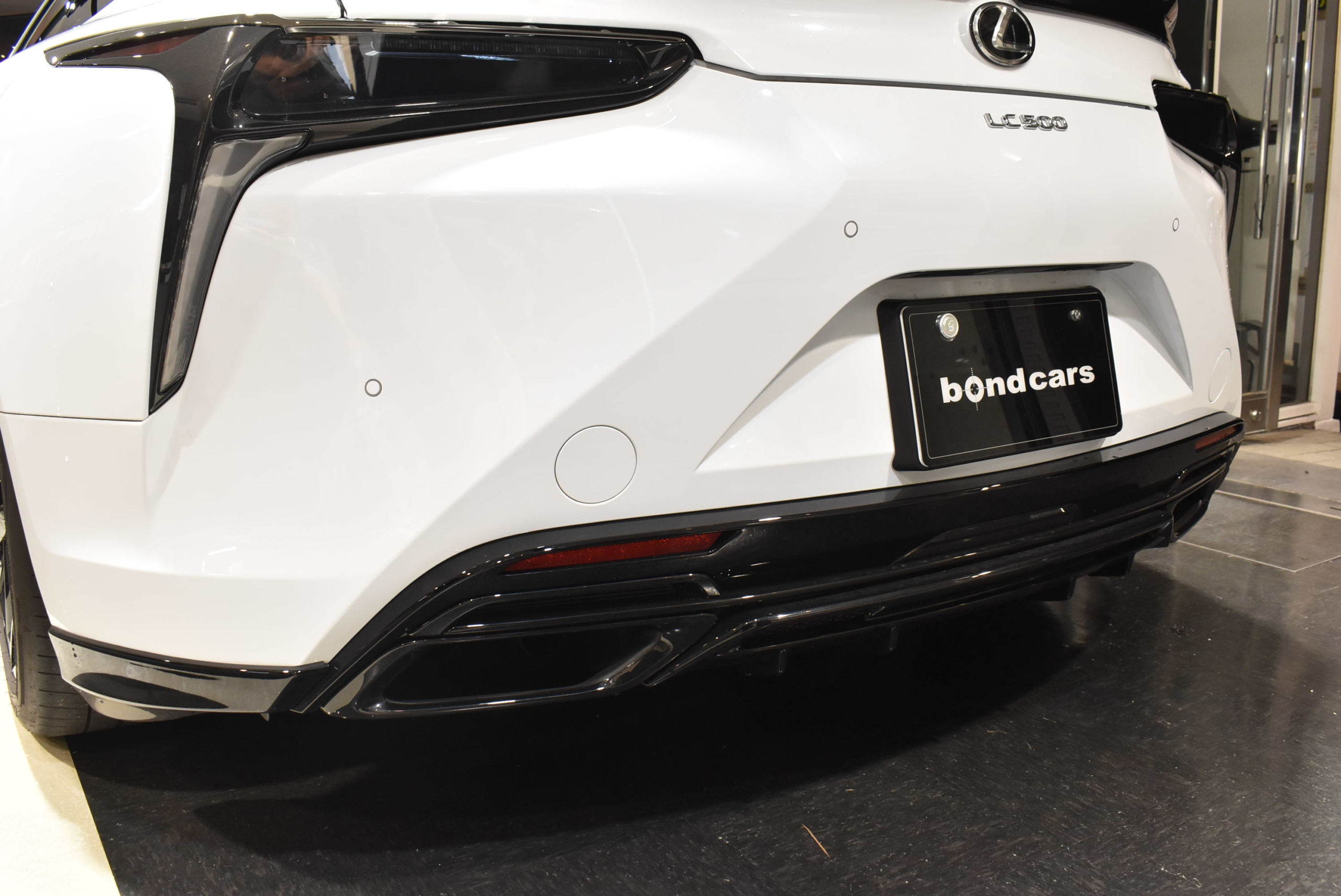 レクサス LC500クーペ Sパッケージ MC後 マークレビンソンオーディオ TRDエアロ(F/S/R/RD/トランクSP/ミラーカバー)各部ブラックペイント