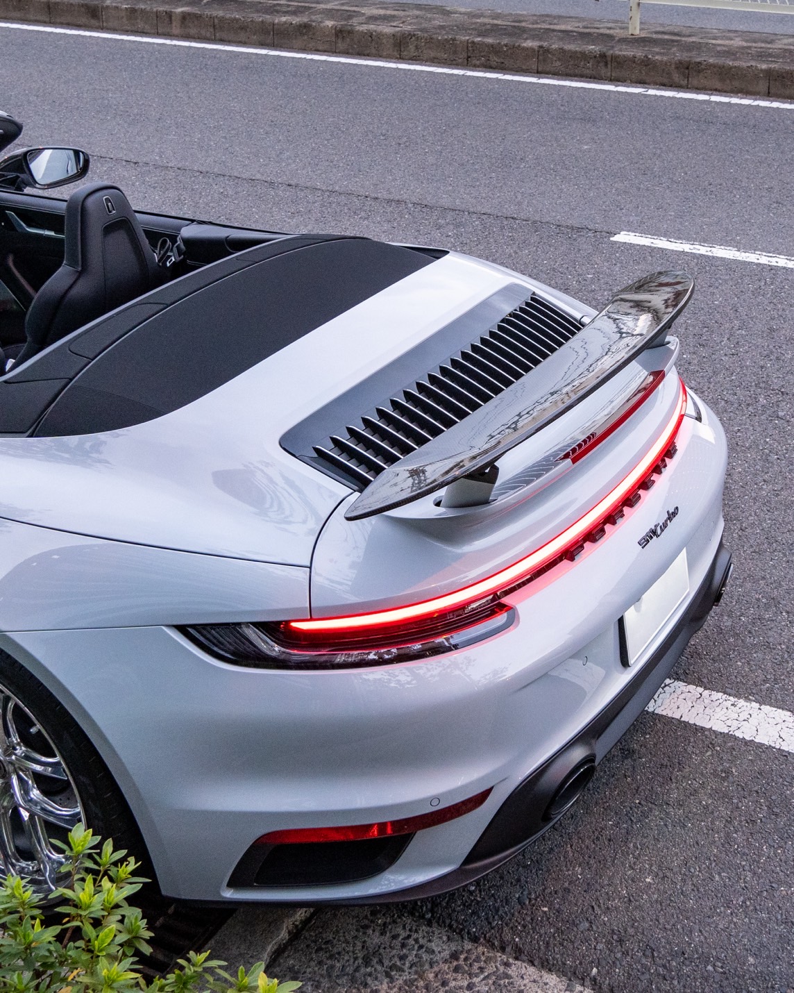 ポルシェ 992ターボ HRE カーボン カスタム