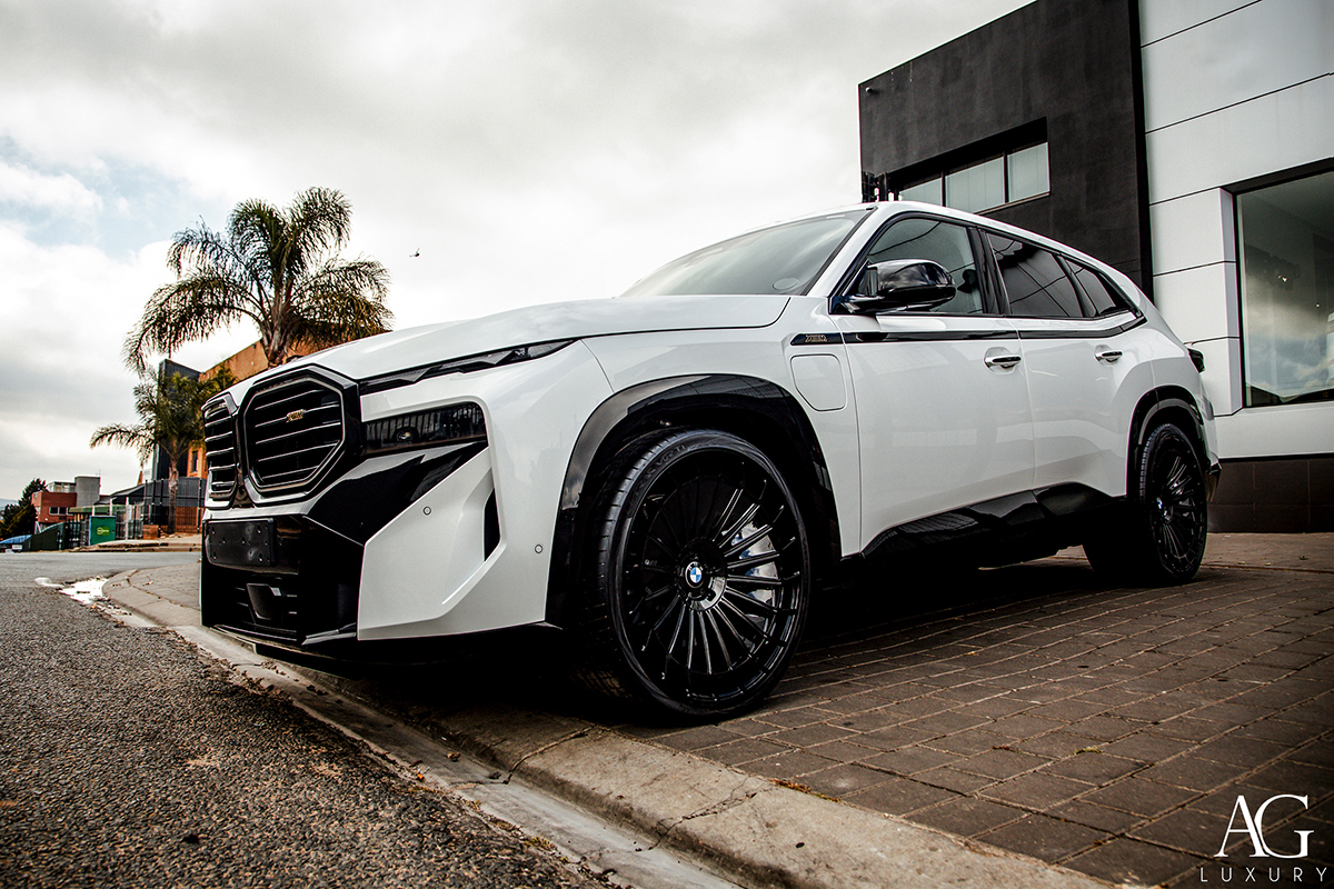BMW XM VOSSEN ホイール カスタム