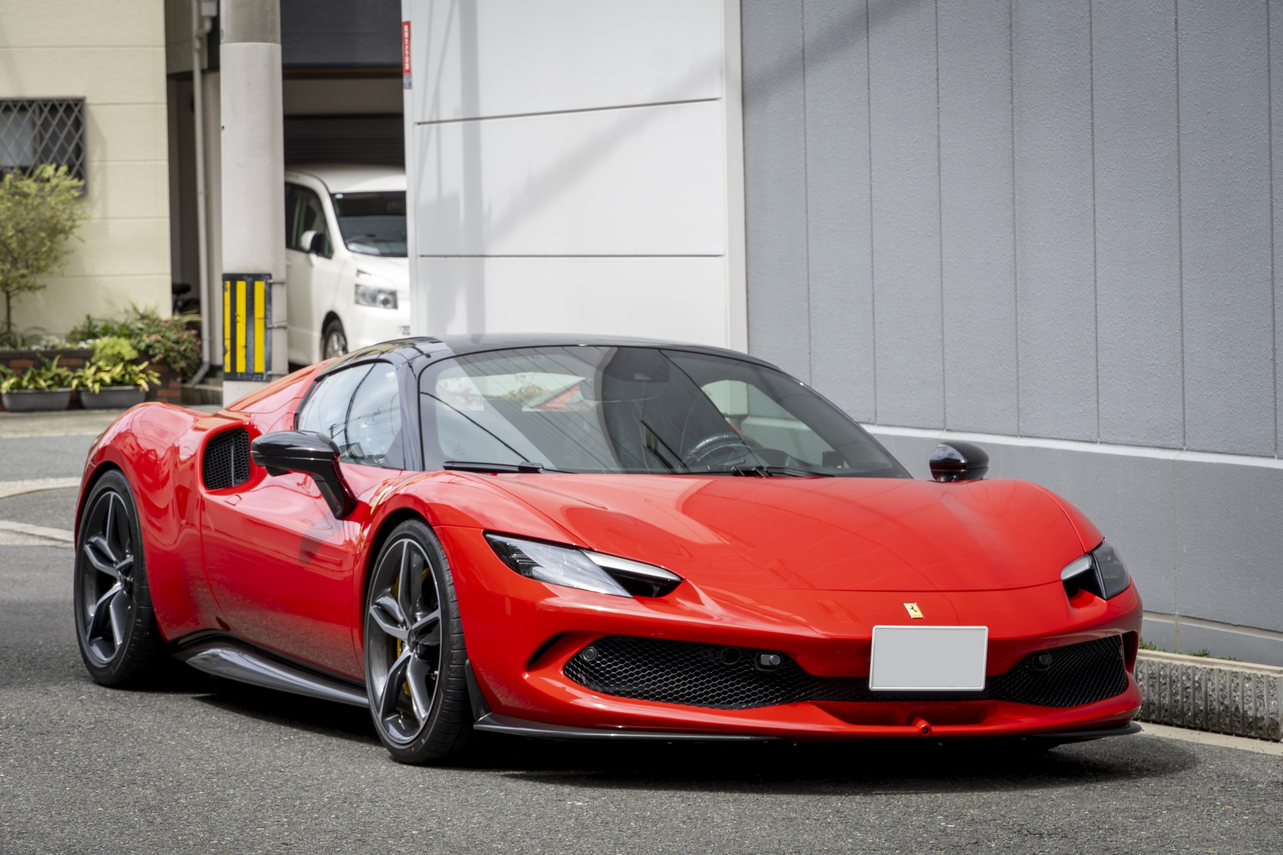 Ferrari 296 GTS×NOVITEC 車高ダウン ボンド大阪