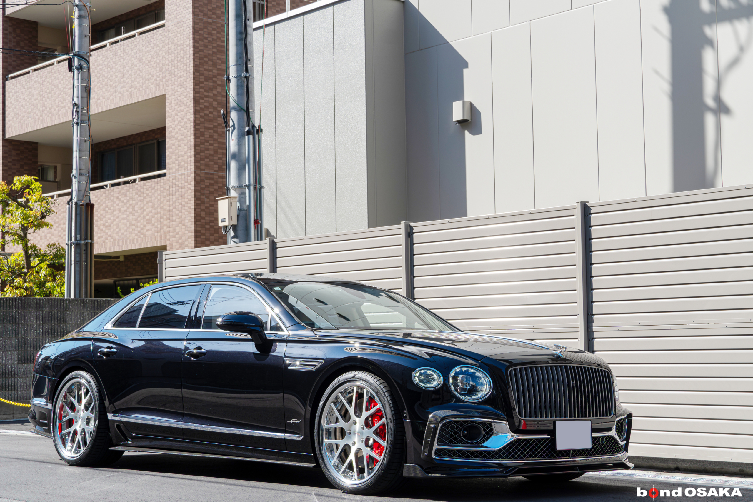 ベントレー フライングスパー MANSORY Hyperforged カスタム