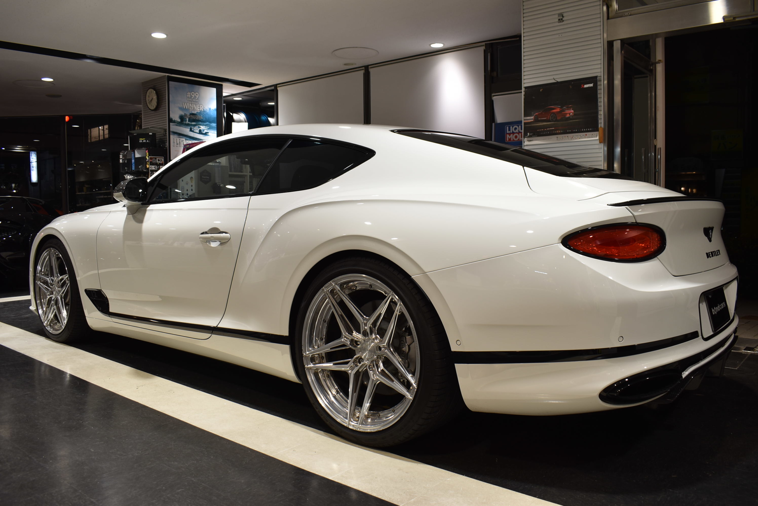 ベントレー コンチネンタルGT W12 マリナードライビングスペック ツーリングスペック ムードライティングスペック ADV1アルミホイール ロワリングモジュール STARTECHエアロパーツ デジタルインナーミラー