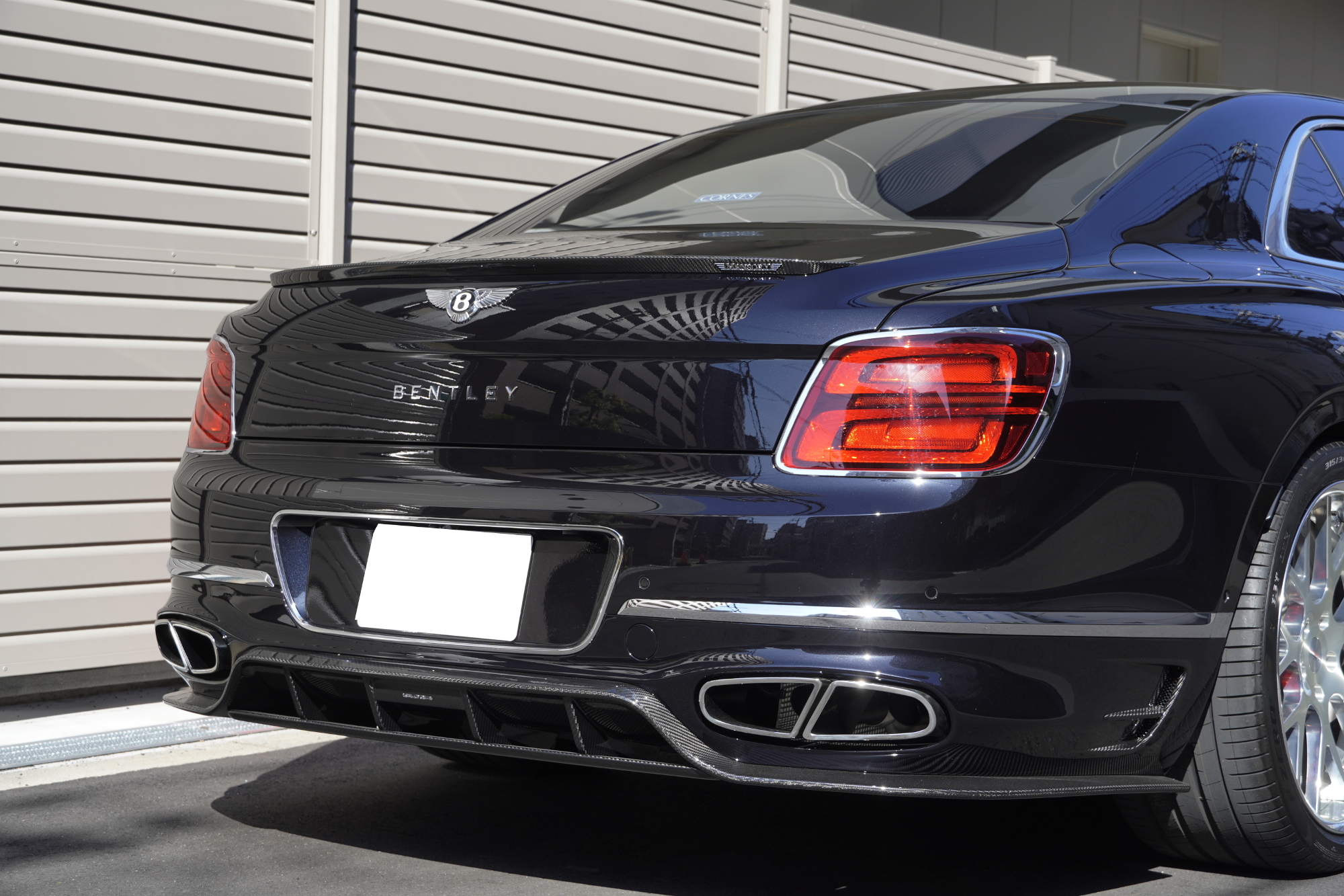 ベントレー フライングスパー MANSORY Hyperforged カスタム