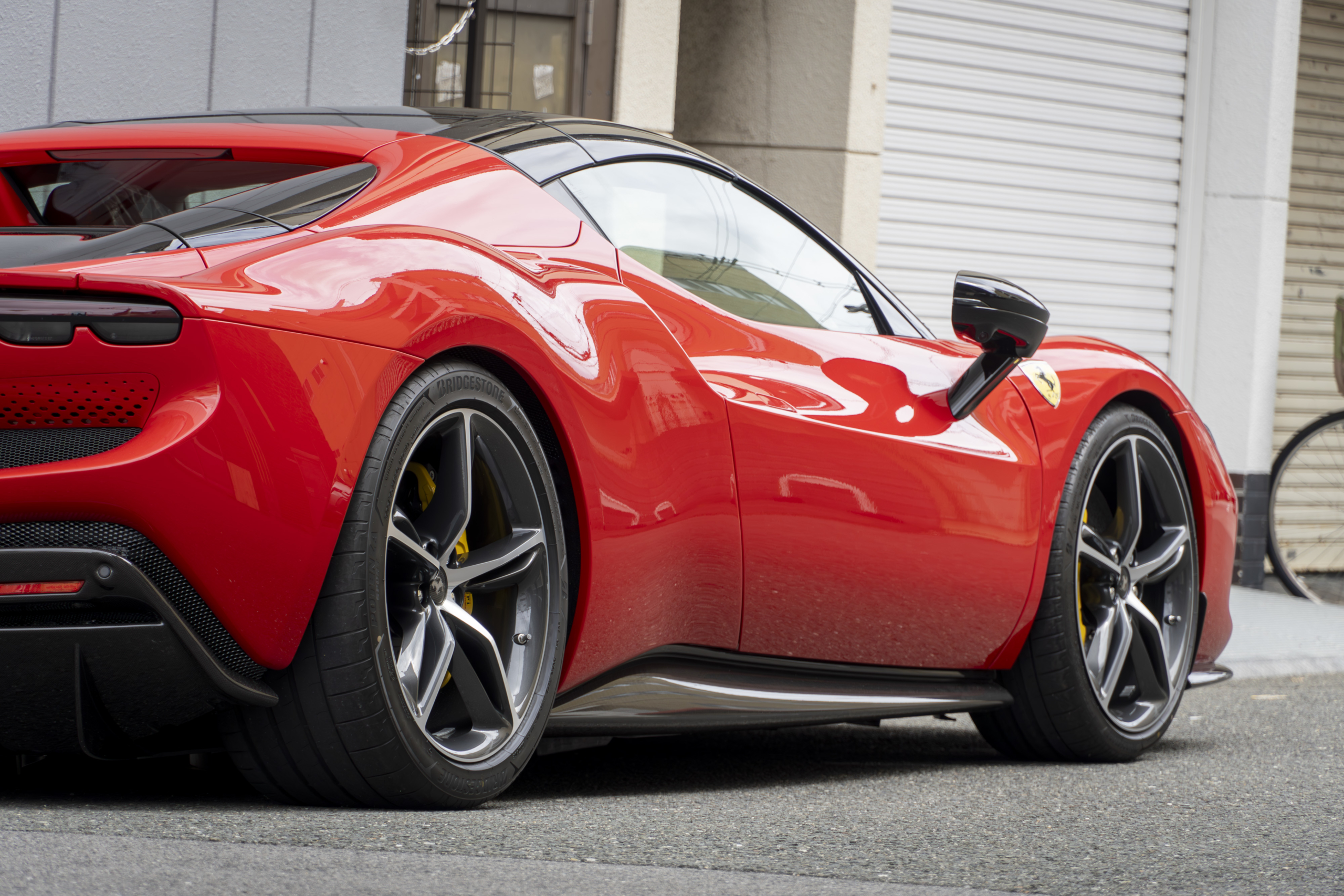 Ferrari 296 GTS×NOVITEC 車高ダウン ボンド大阪