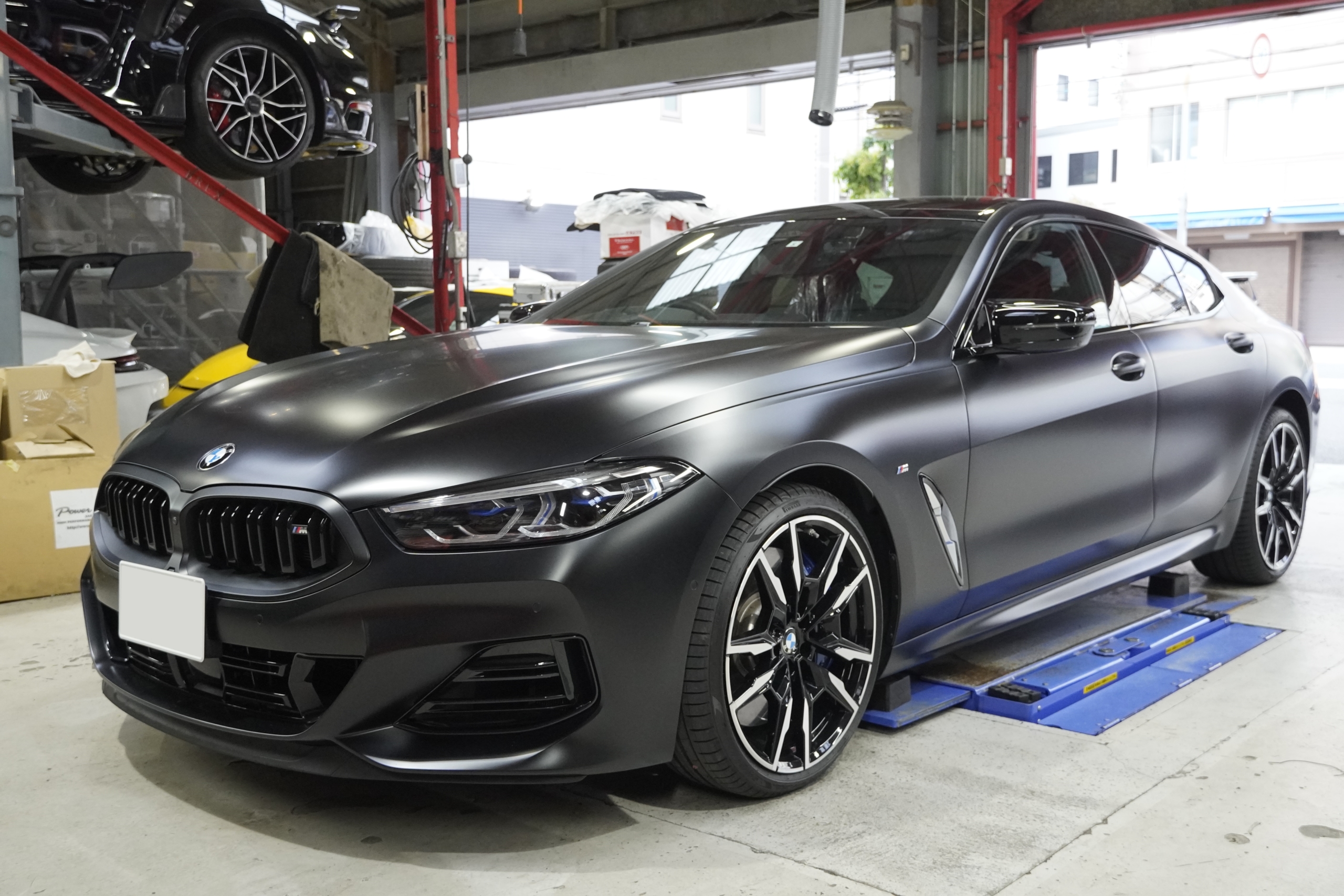 BMW G16 M850i×ACシュニッツァー・3Dデザイン ボンド大阪