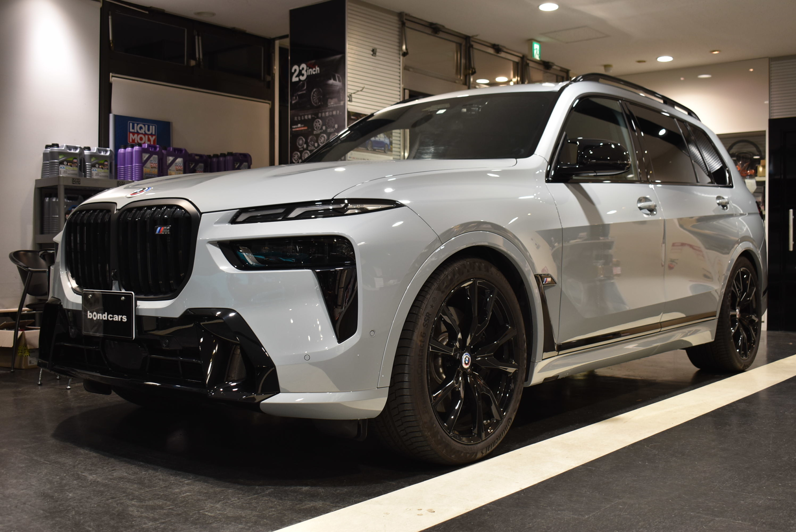 BMW X7 M60i xDrive ブルックリングレー 22インチOPアルミ カーボンインテリア パノラマルーフ B&Wオーディオ