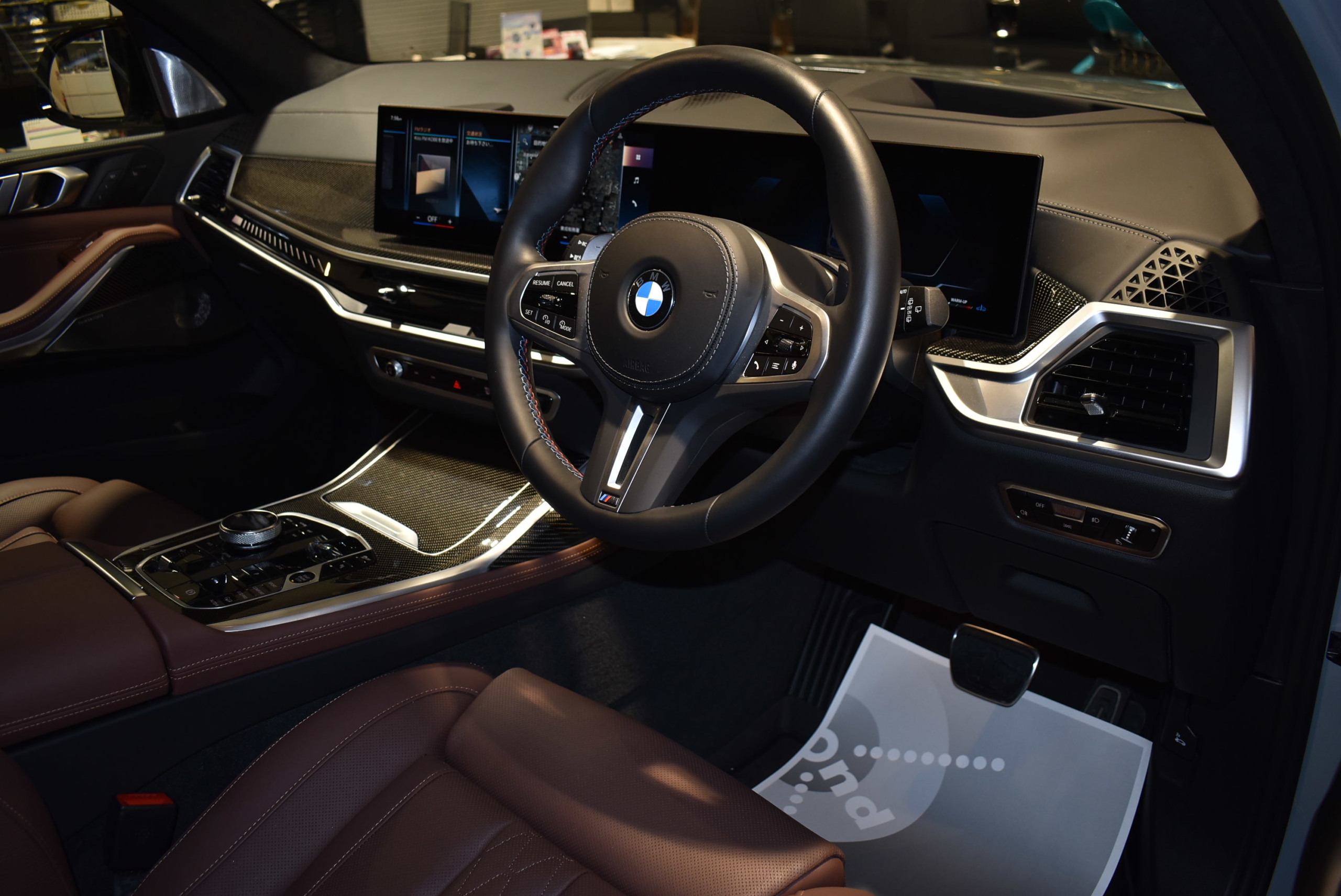 BMW X7 M60i xDrive ブルックリングレー 22インチOPアルミ カーボンインテリア パノラマルーフ B&Wオーディオ