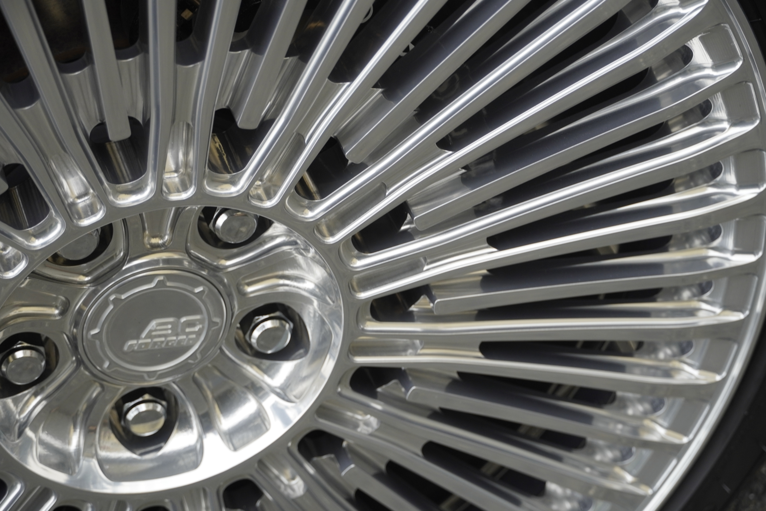 LEXUS LM500h×BC Forged MKP45 ホイール ボンド大阪