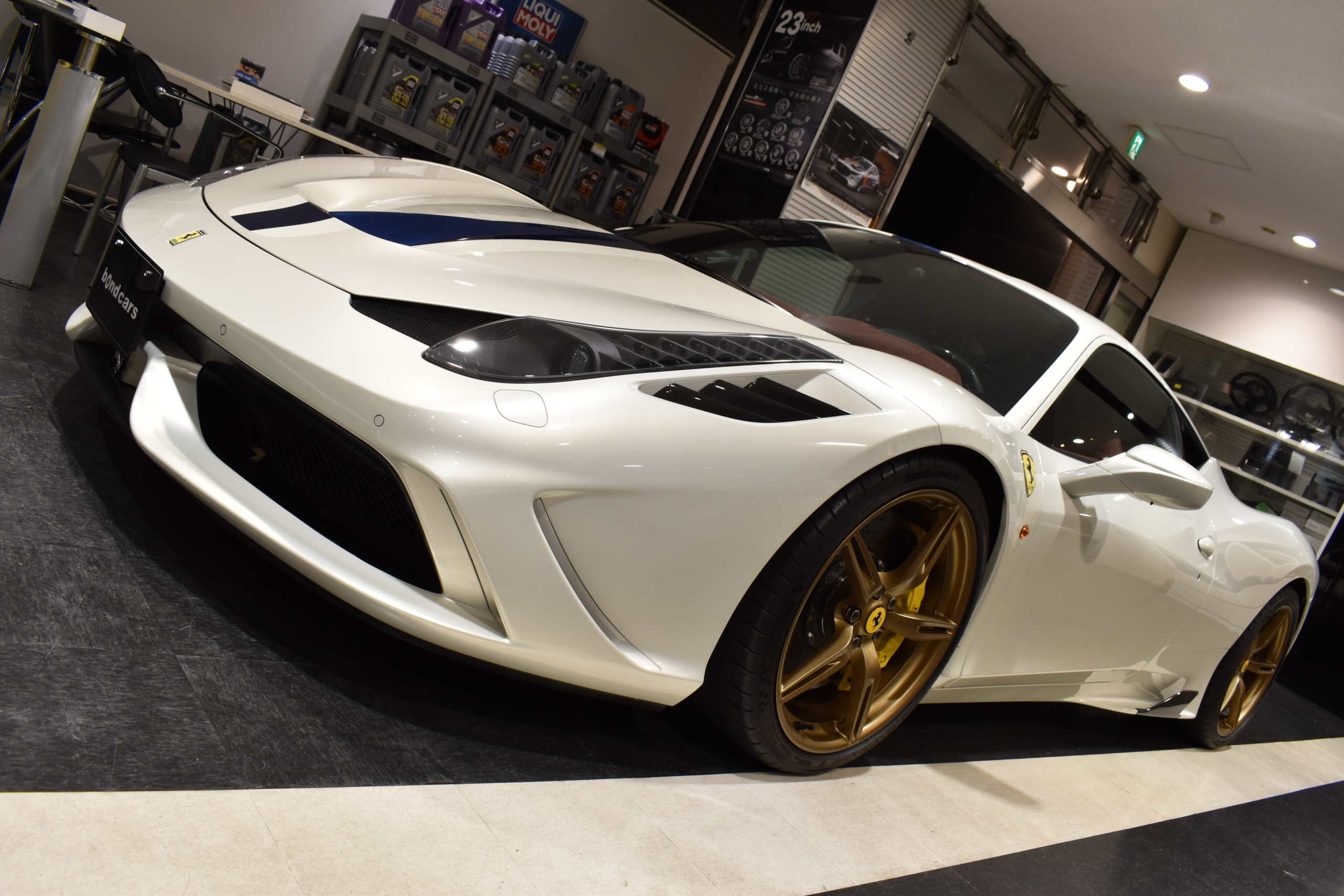 フェラーリ 458スペチアーレ ビアンコイタリア フロントリフター カーボンLEDステアリング・センターブリッジ・ドアシルガード他 フルプロテクションフィルム レーダー