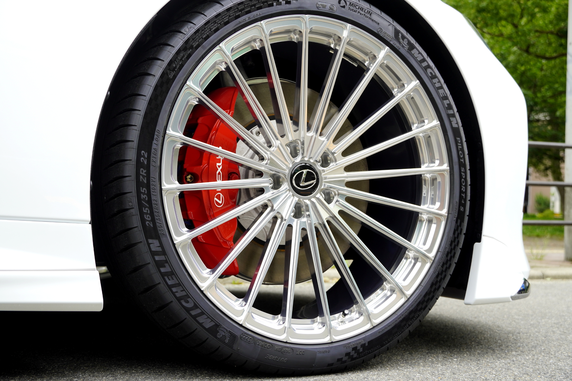 レクサス LC500 BCforged 22インチ　カスタム