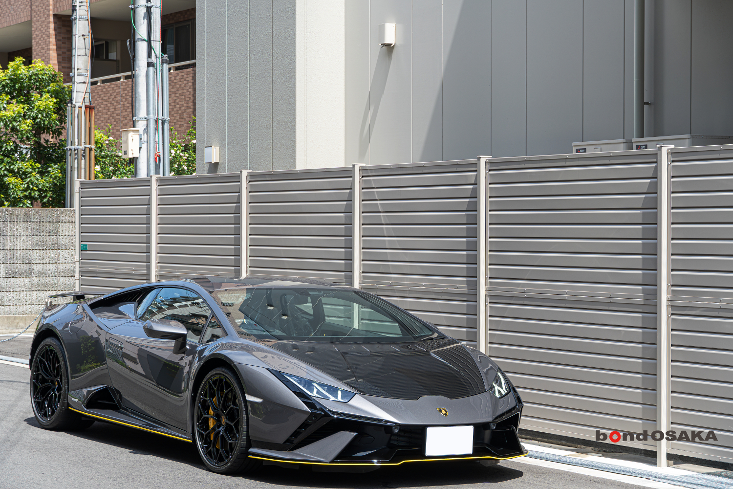 ランボルギーニ　ウラカン　テクニカ　マフラーバルブ　プロテクションフィルム施工　カスタム