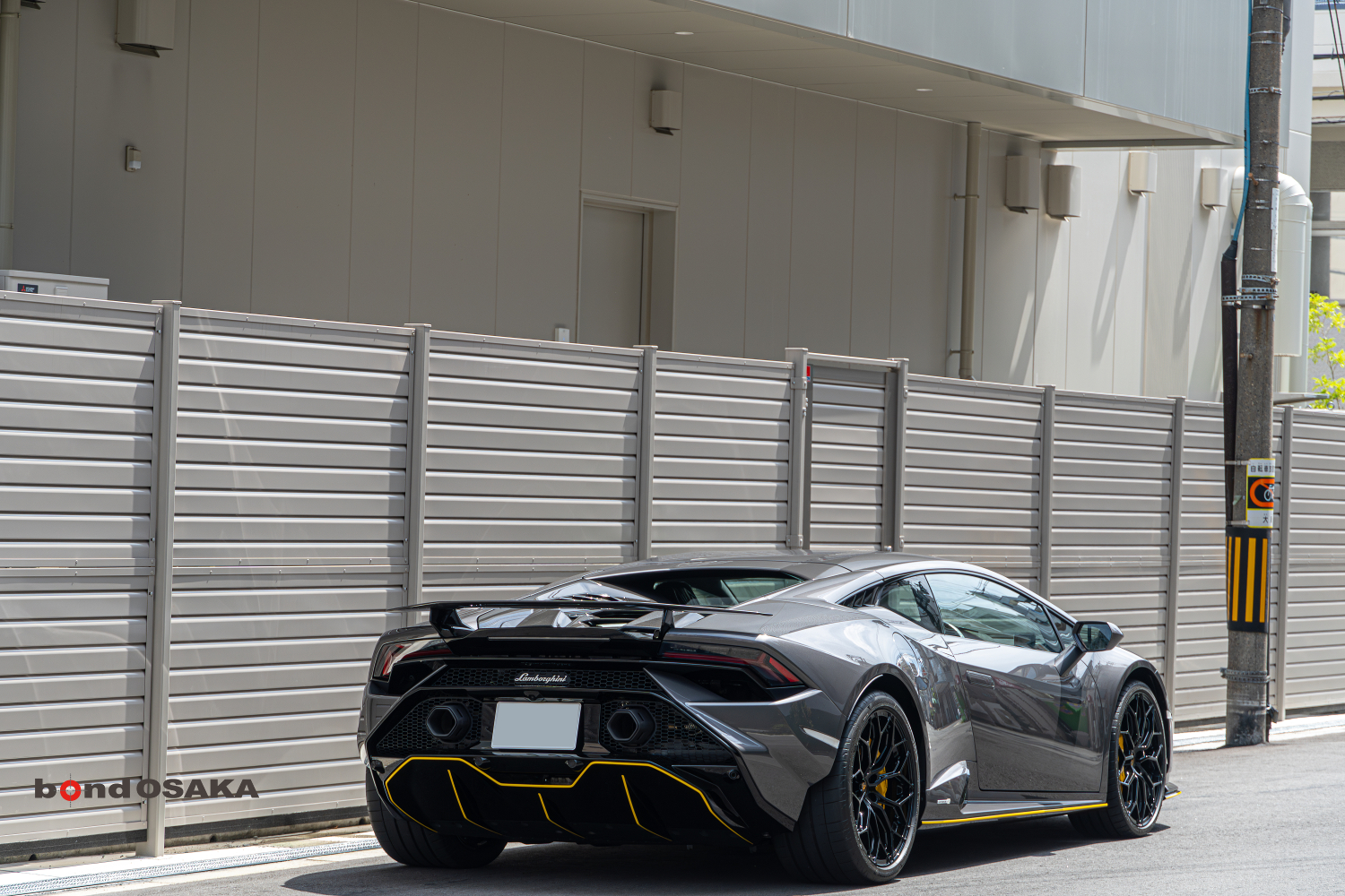 ランボルギーニ　ウラカン　テクニカ　マフラーバルブ　プロテクションフィルム施工　カスタム