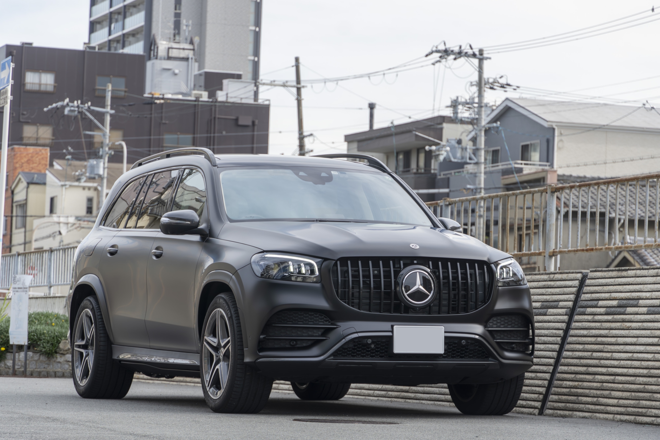 X167 GLS400d×プロテクションフィルム・電動サイドステップ ボンド大阪