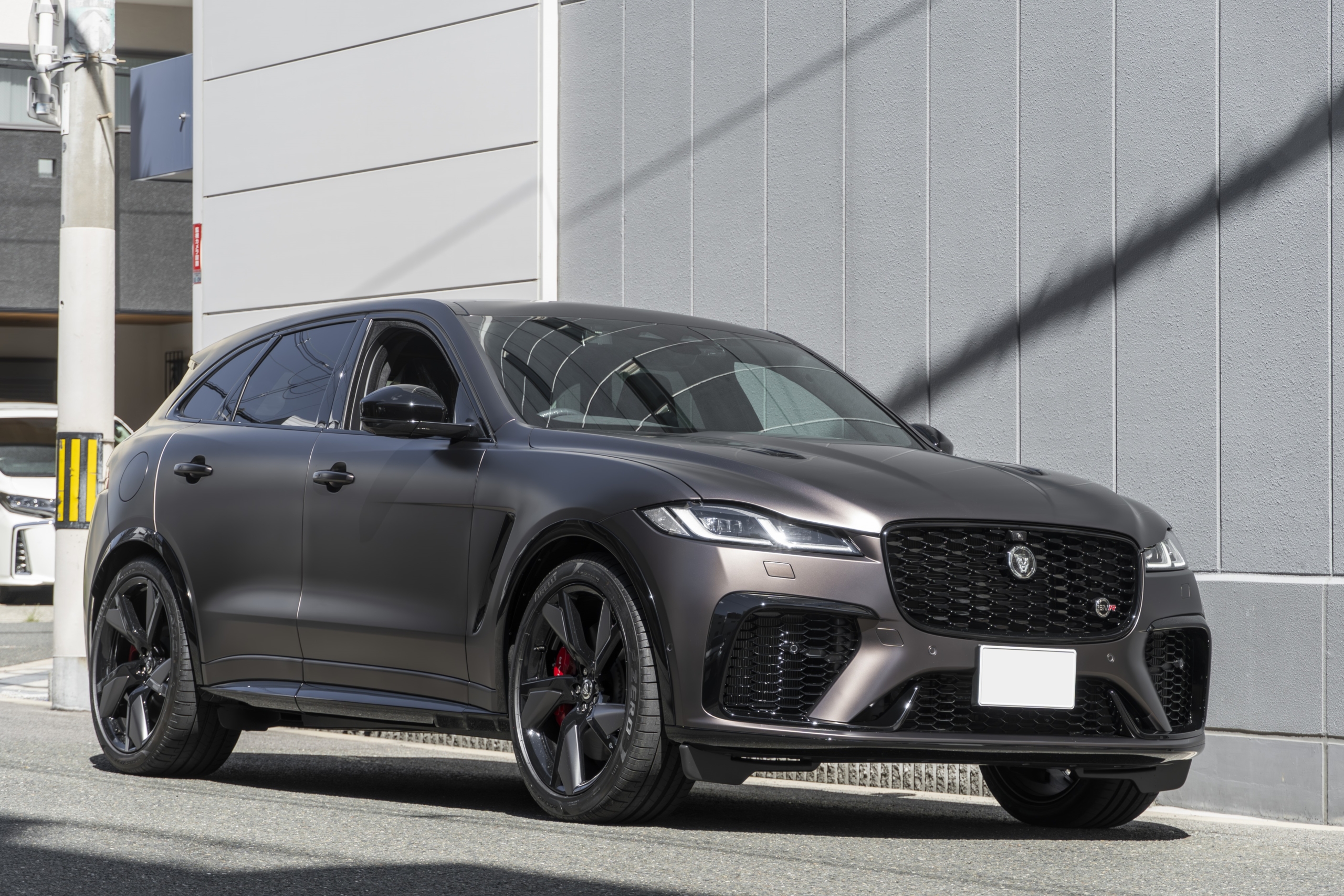 JAGUAR F-Pace SVR　MSS サス・プロテクションフィルム・マーヴェラス ブレーキパッド　ボンド大阪
