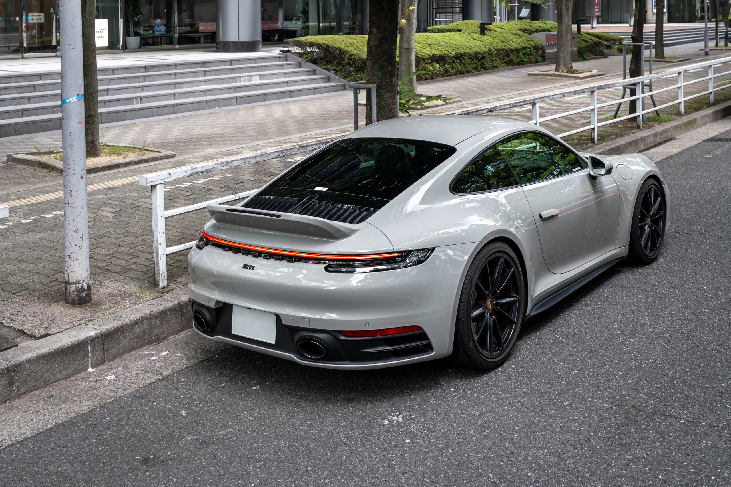 PORSCHE 992 Fxxダックテール