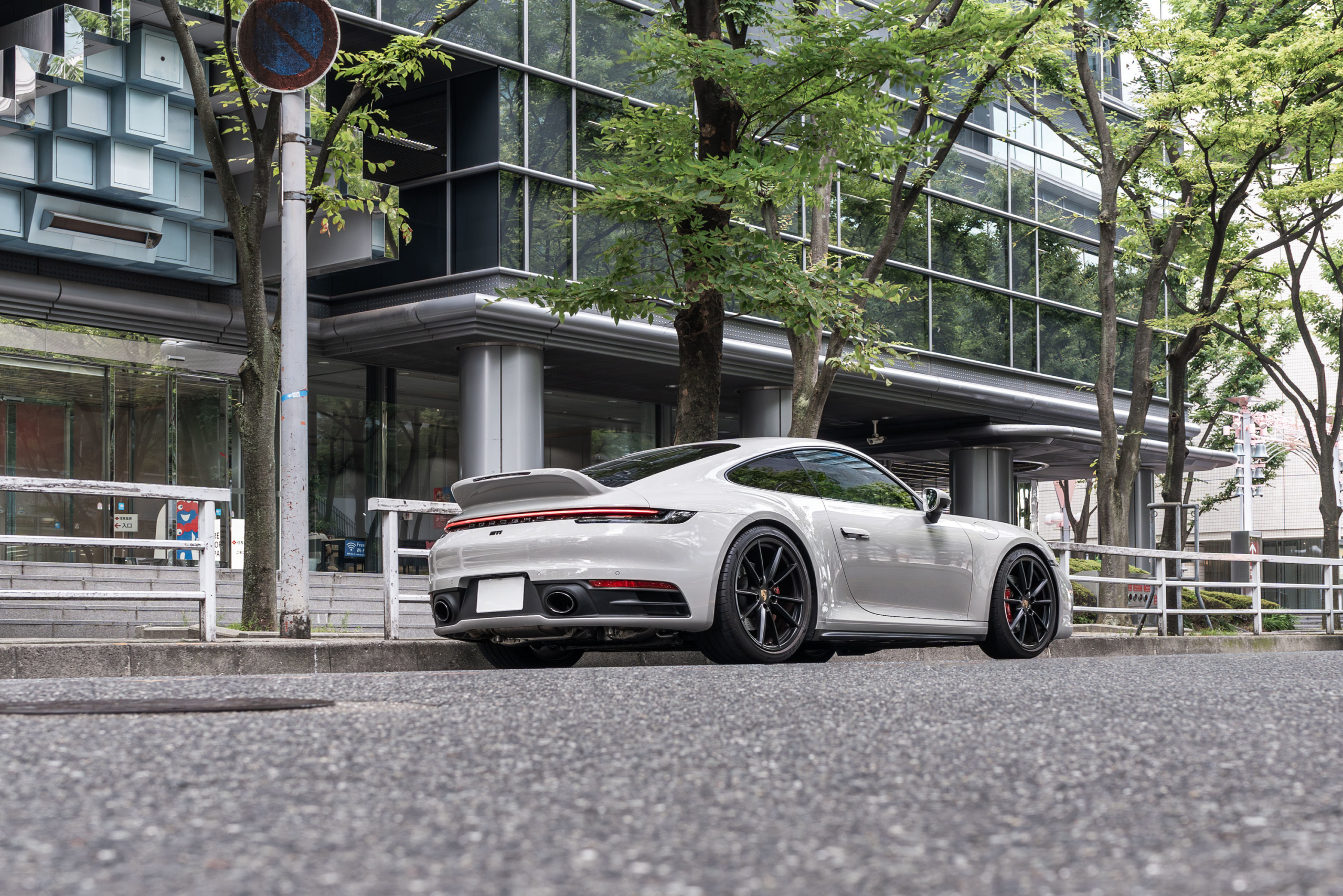 PORSCHE 992 Fxxダックテール