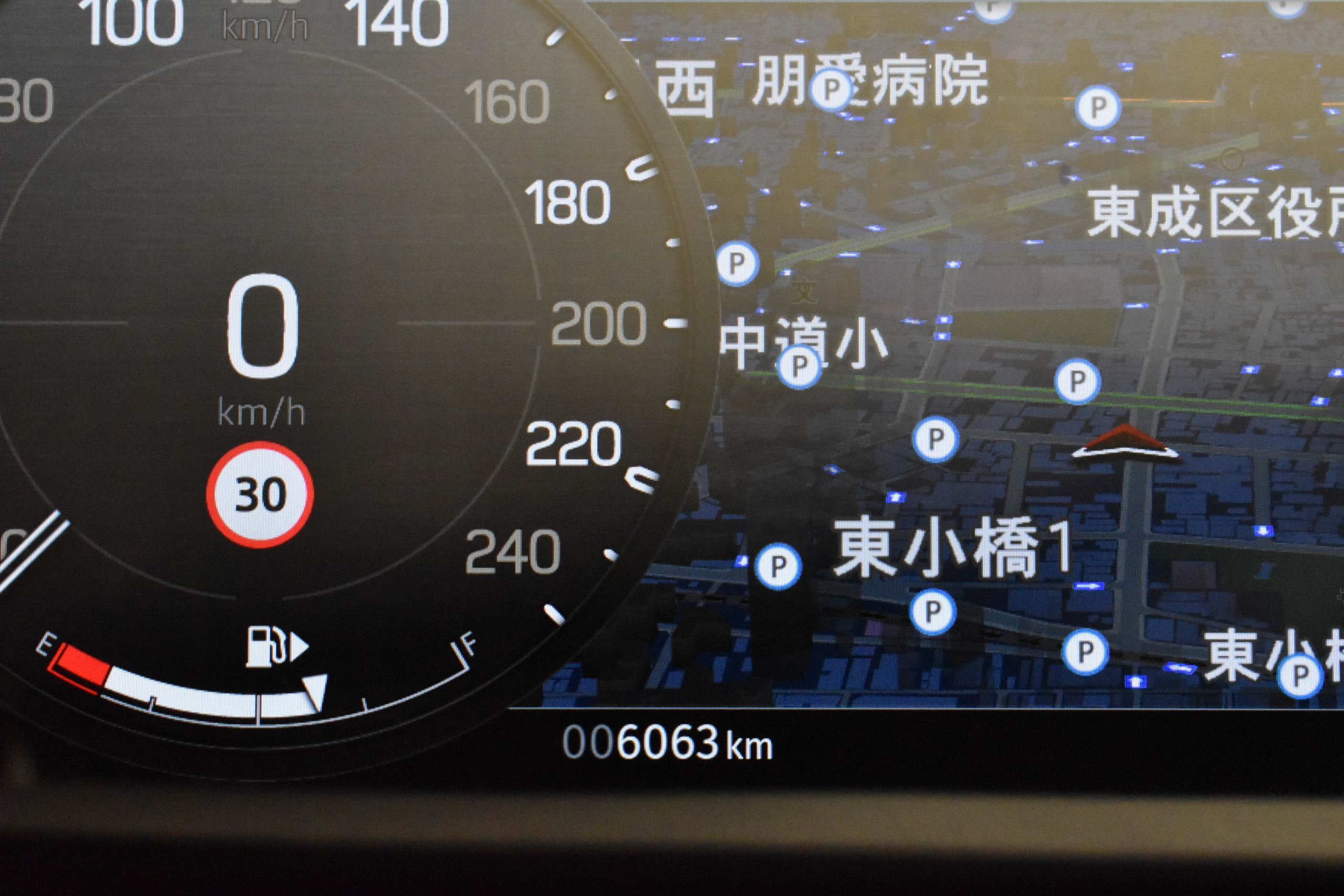 ランドローバー ディフェンダー110 V8 カルパチアンED(限定車) 純正ルーフキャリア他 BC FORGED 22インチ URBAN AUTOMOTIVE(ハイパワーLED/FOGセット・ブラックサイドステップ・ルーフスポイラー