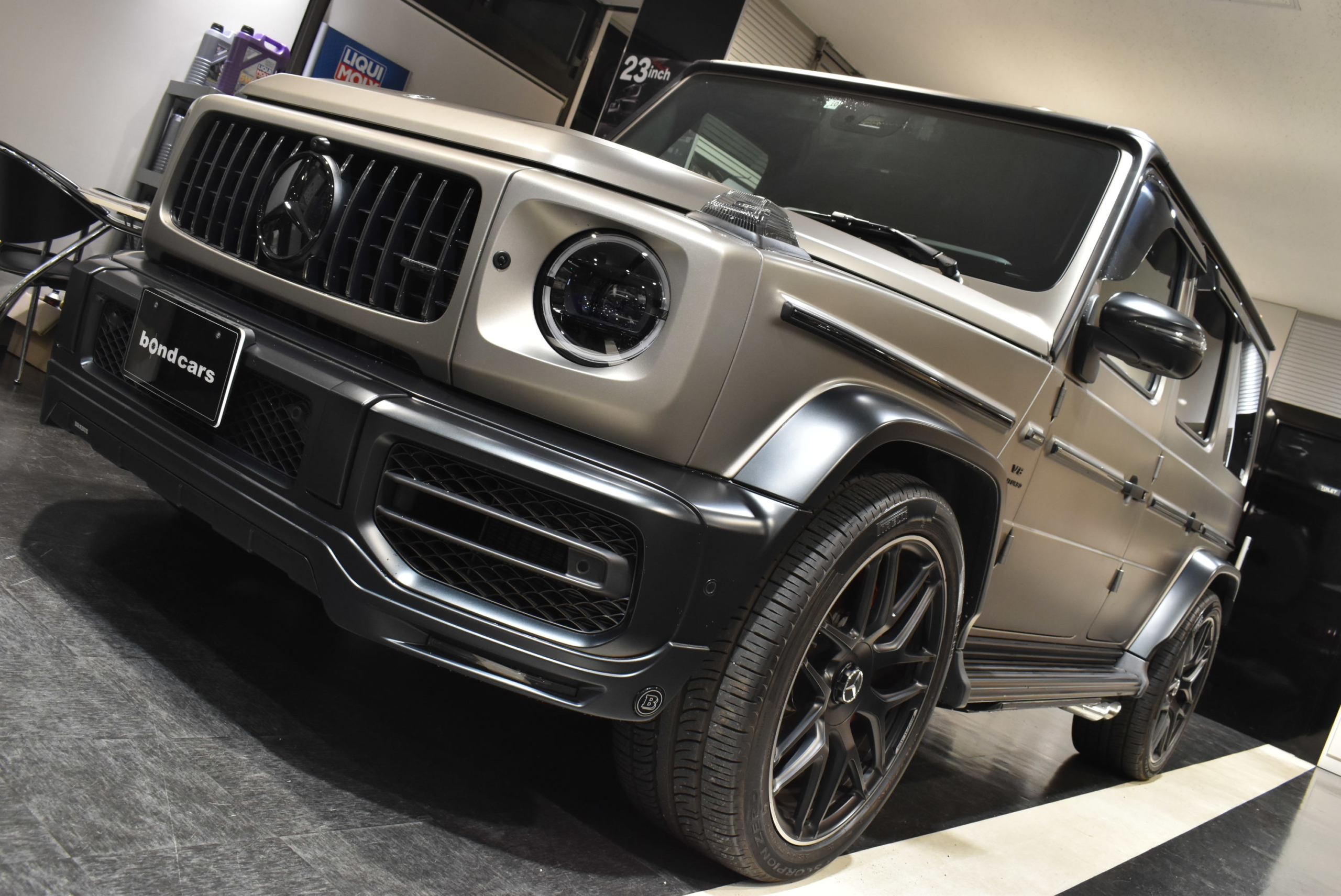 メルセデスAMG G63 20thアニバーサリー ED(300台限定) BRABUSフロントリップ 電動サイドステップ イージークローズユニット デジタルインナーミラー