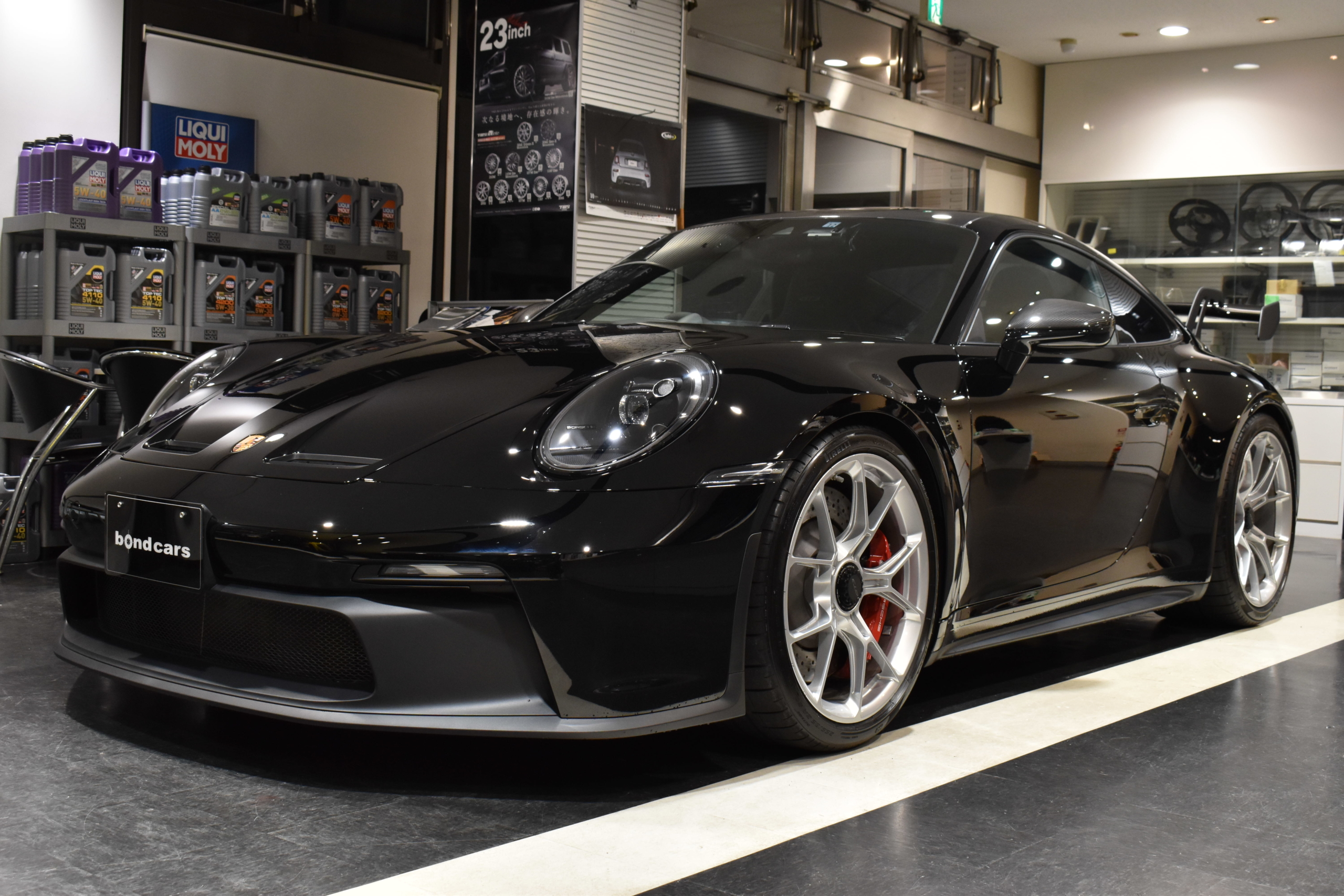 ポルシェ992　GT3　6MT　スポーツクロノ　カーボンルーフ　カーボンインテリア　フロントリフター　電動シート　スポーツＥＸ