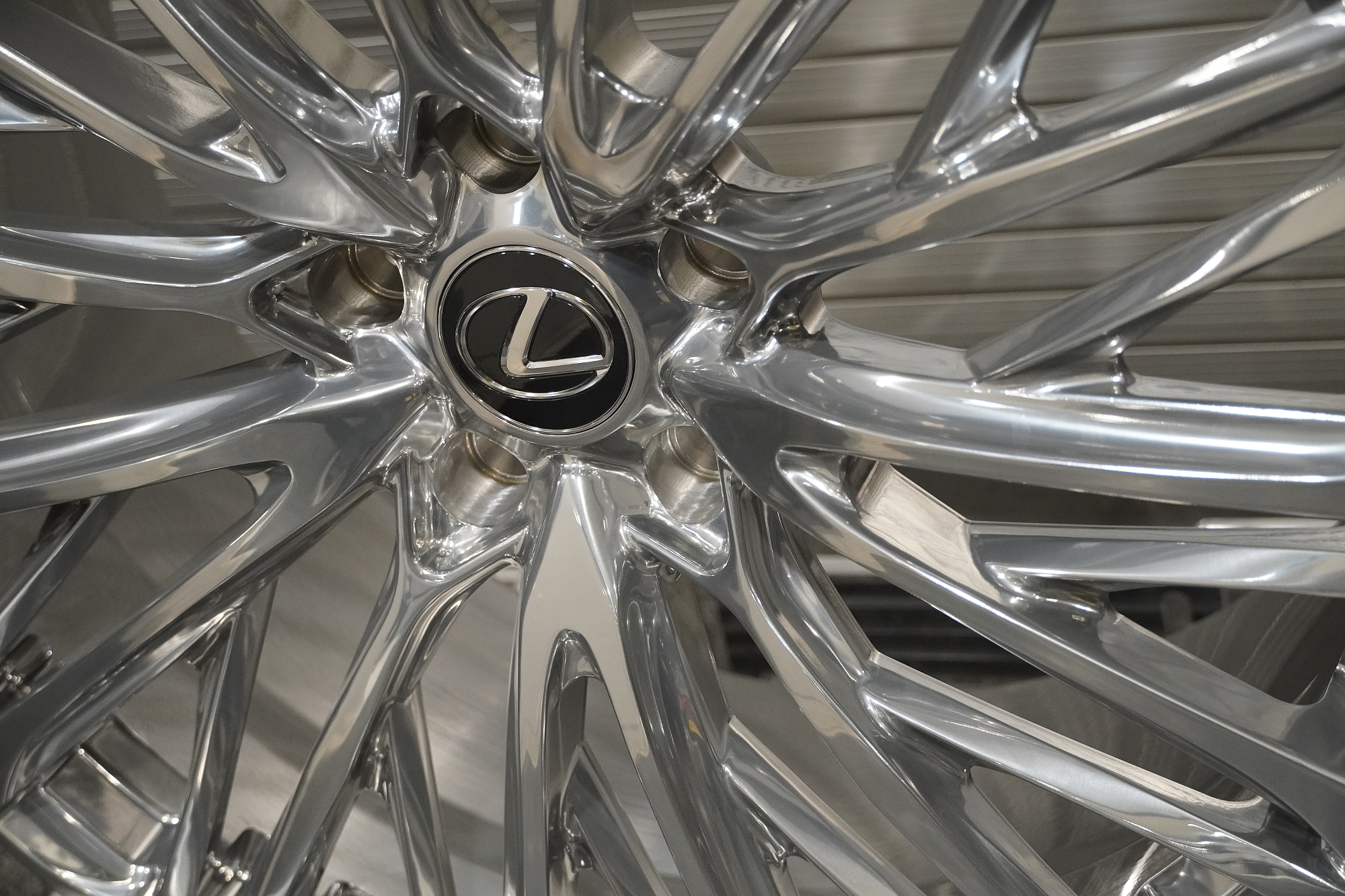 レクサス　LM　AKforged  ホイール　カスタム
