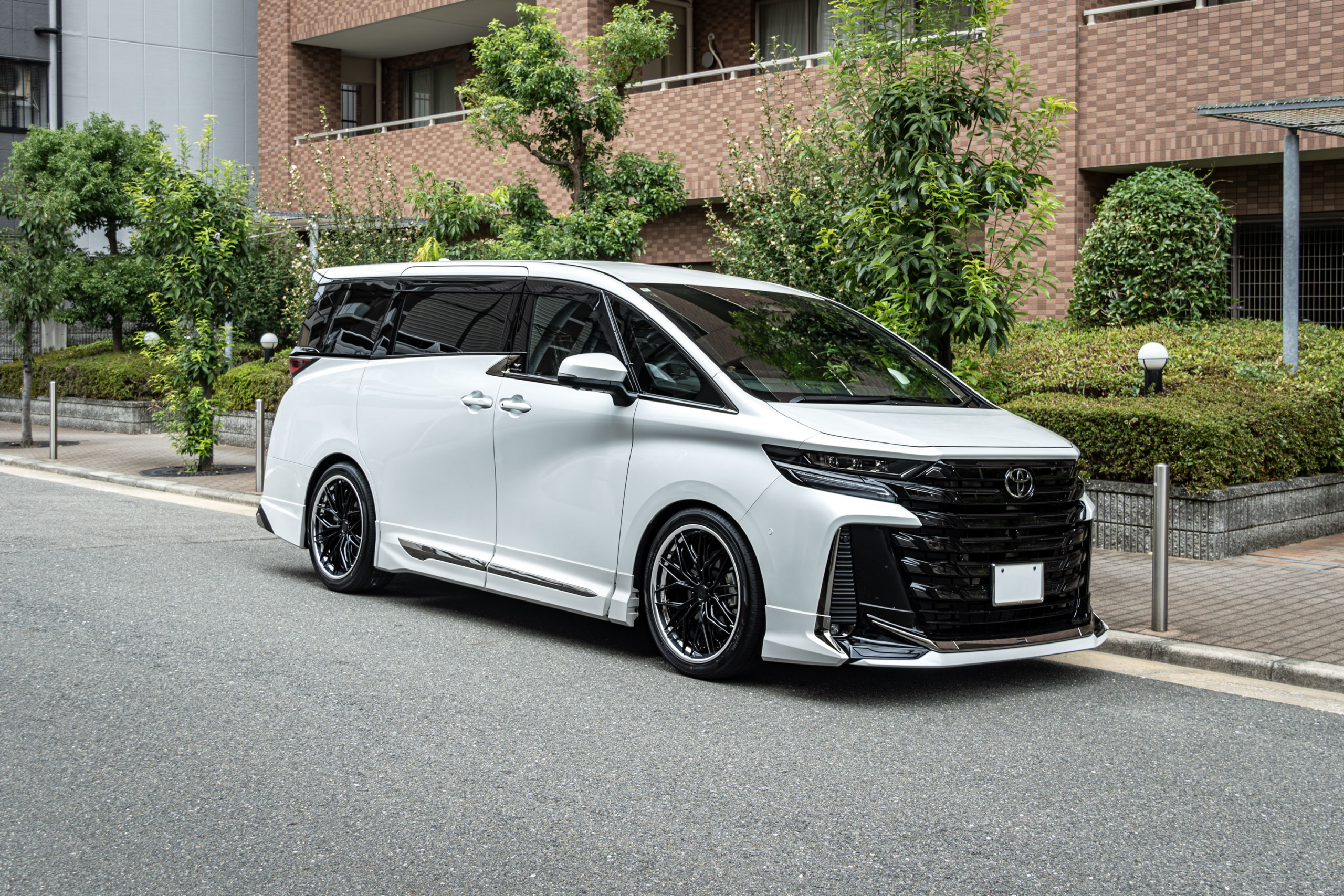 40VELLFIRE AKforged