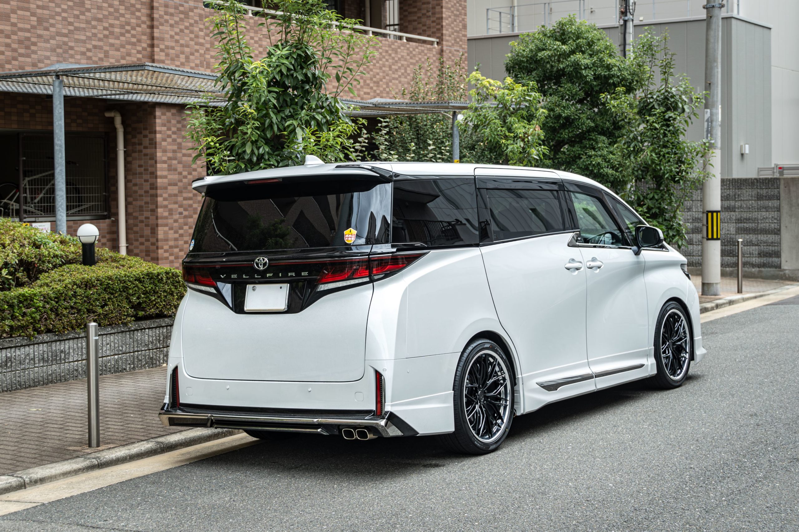 40VELLFIRE AKforged