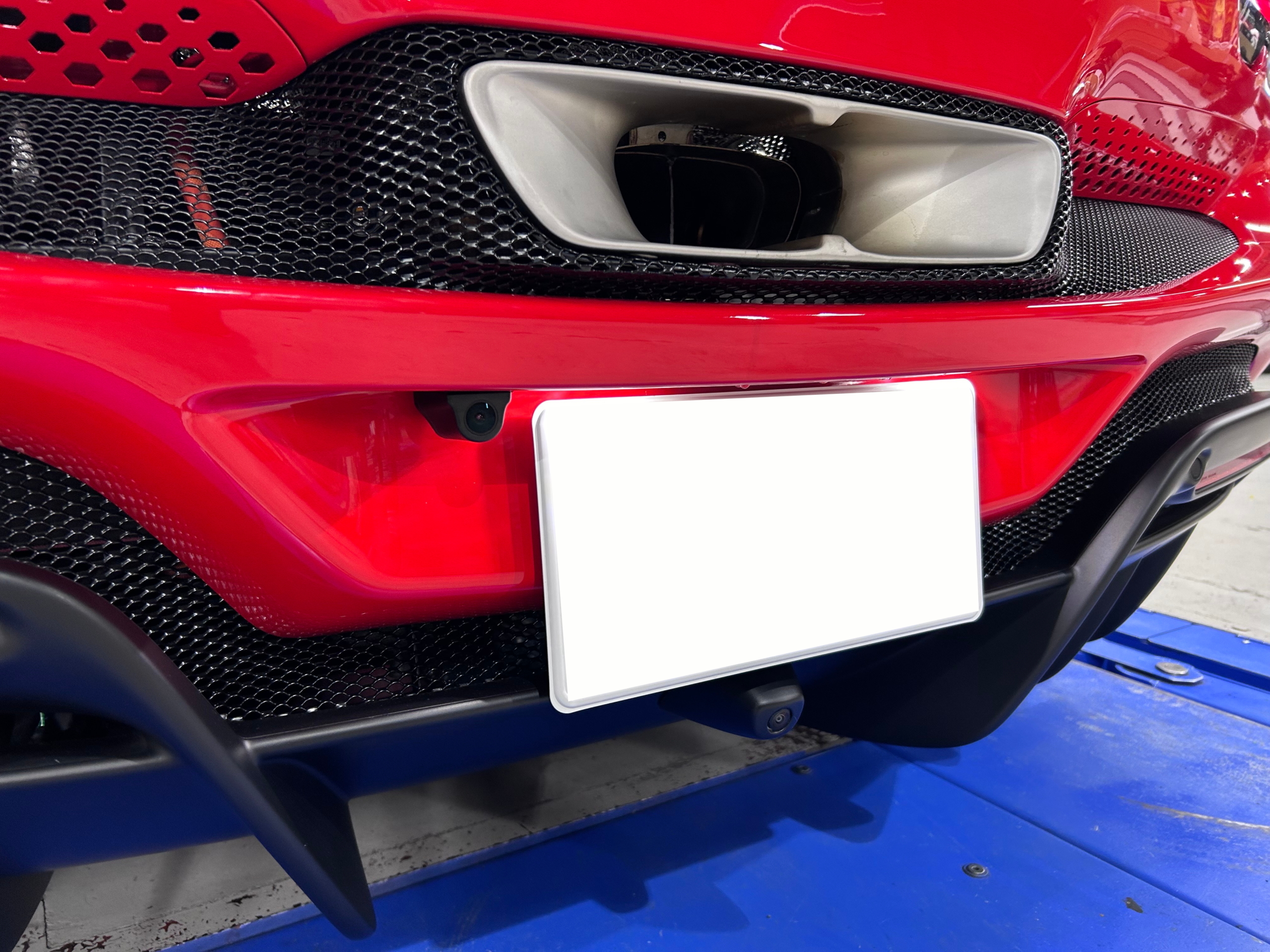 フェラーリ 296 デジタルインナーミラー