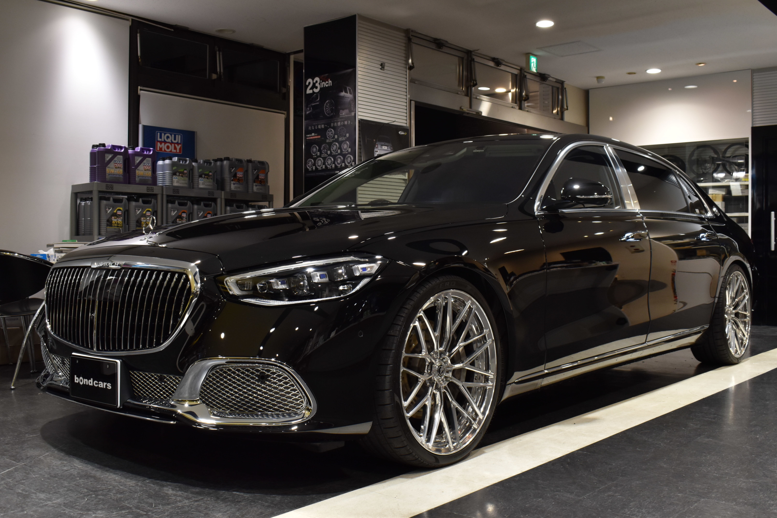 メルセデスマイバッハ　S580　4MATIC　オブシディアンブラック　グレーレザーシート　ＡＬ１３-２１インチＡＷ　ロワリングキット　フロントメッキグリル　3Ｄツィーター 　レーダー＆ドライブレコーダー