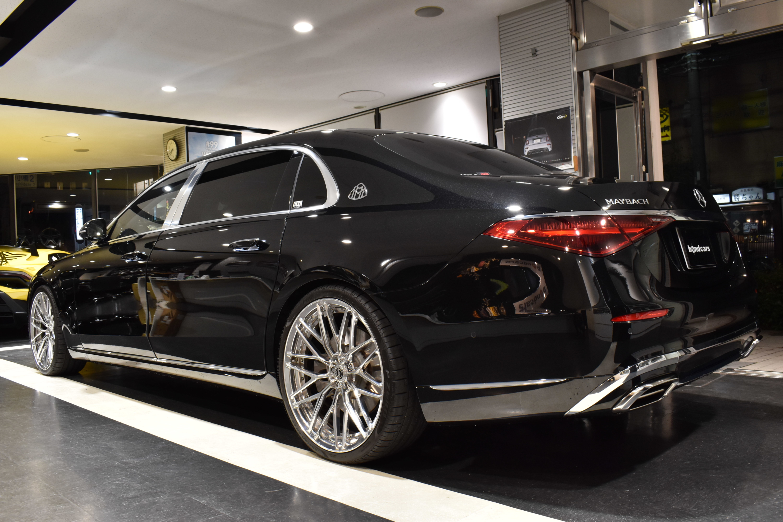 メルセデスマイバッハ　S580　4MATIC　オブシディアンブラック　グレーレザーシート　ＡＬ１３-２１インチＡＷ　ロワリングキット　フロントメッキグリル　3Ｄツィーター 　レーダー＆ドライブレコーダー