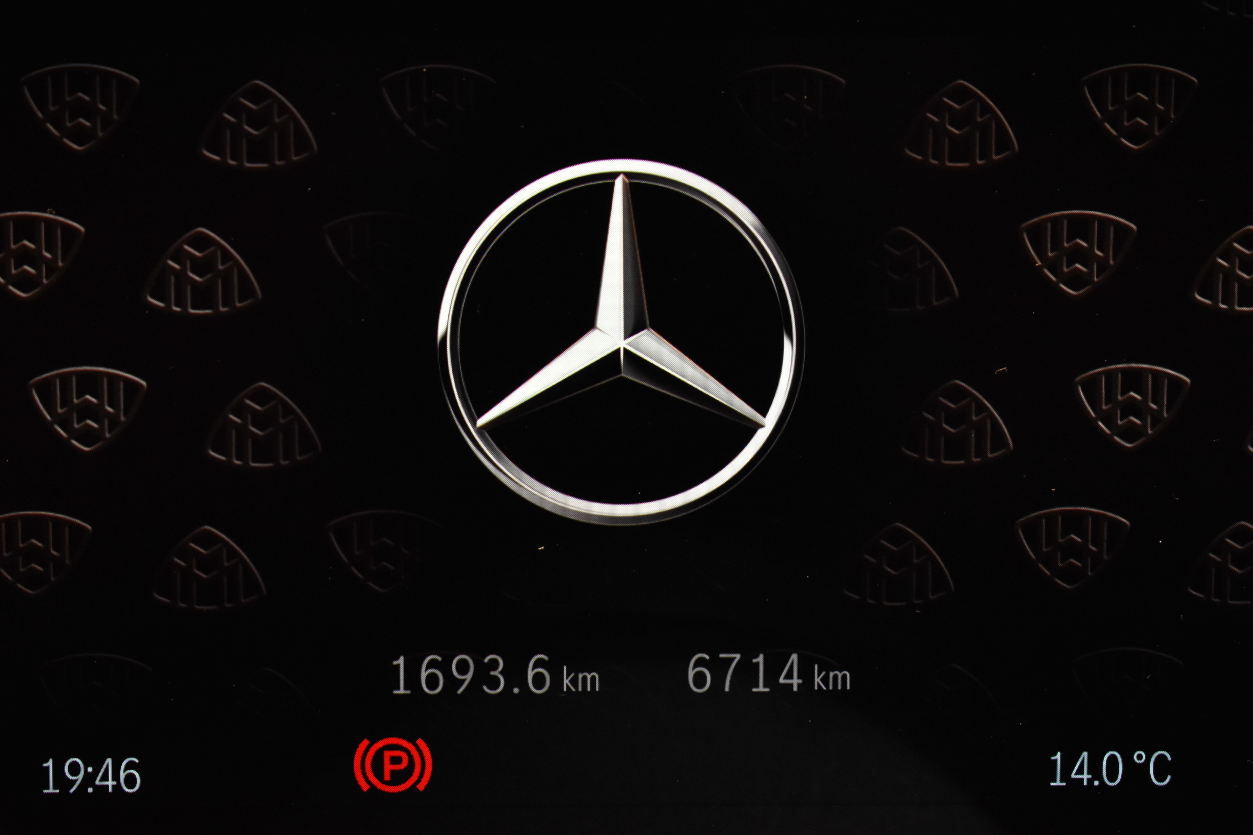 メルセデスマイバッハ　S580　4MATIC　オブシディアンブラック　グレーレザーシート　ＡＬ１３-２１インチＡＷ　ロワリングキット　フロントメッキグリル　3Ｄツィーター 　レーダー＆ドライブレコーダー