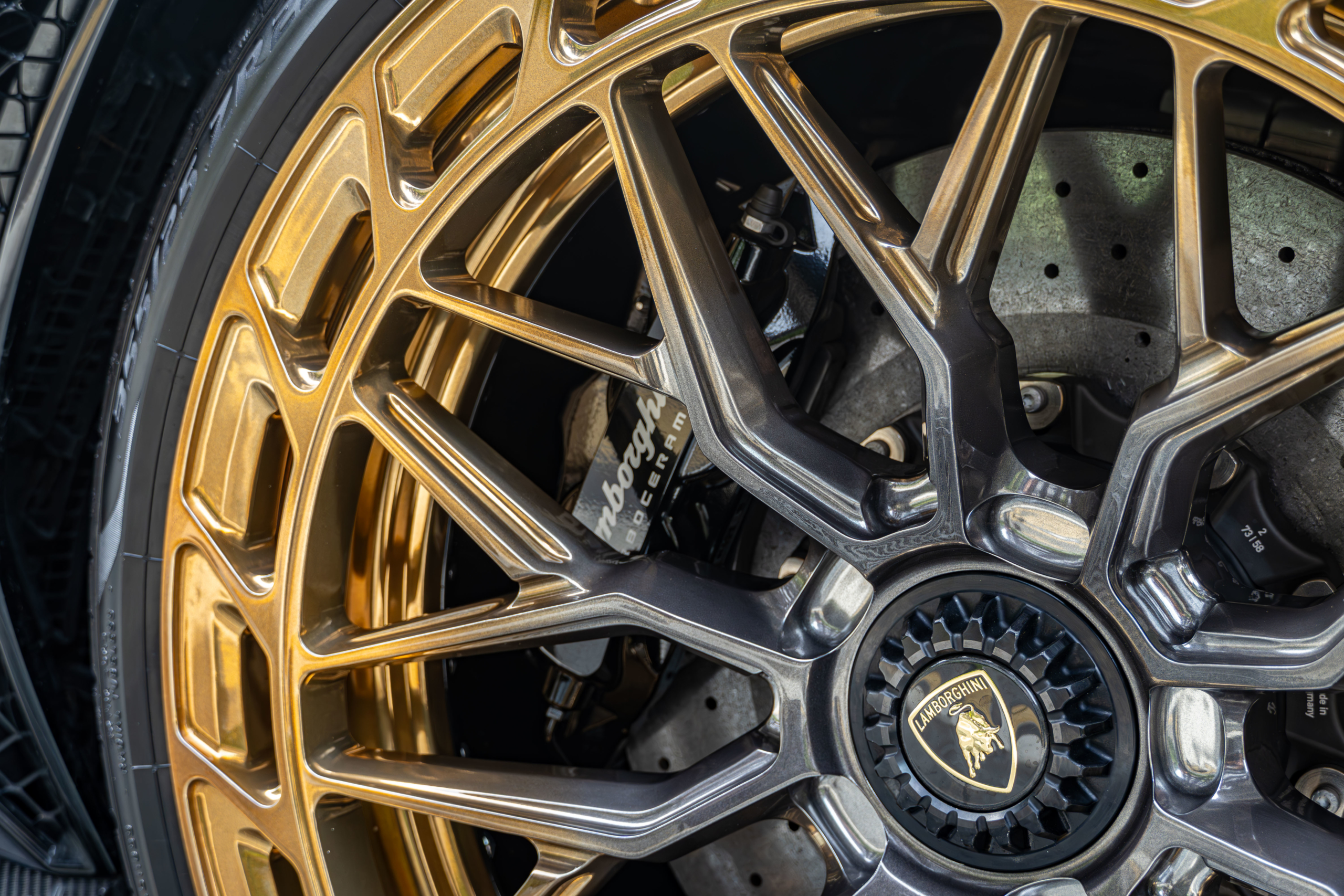 Lamborghini Aventador Ultimae BRADA Wheels　ボンド大阪