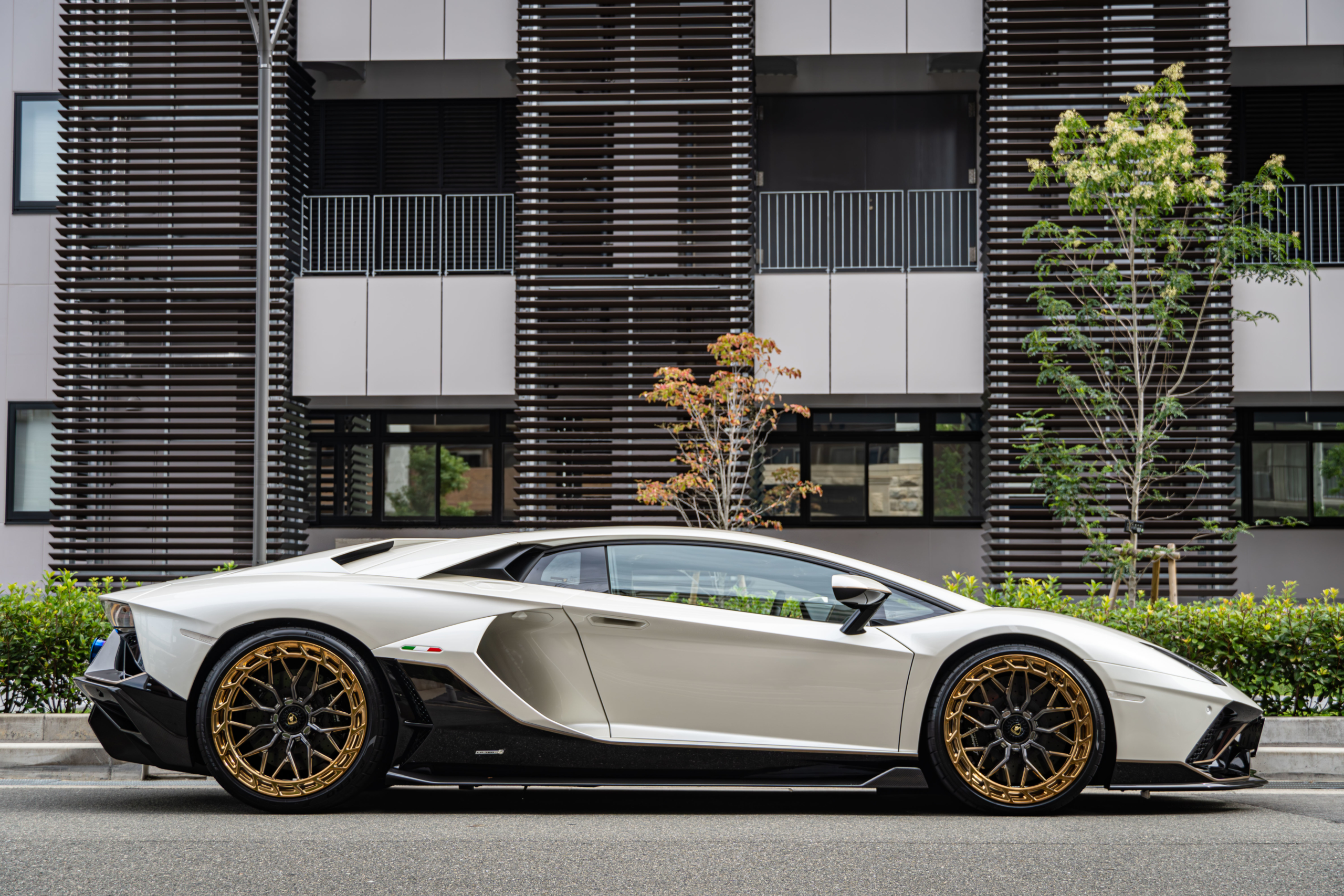 Lamborghini Aventador Ultimae BRADA Wheels　ボンド大阪