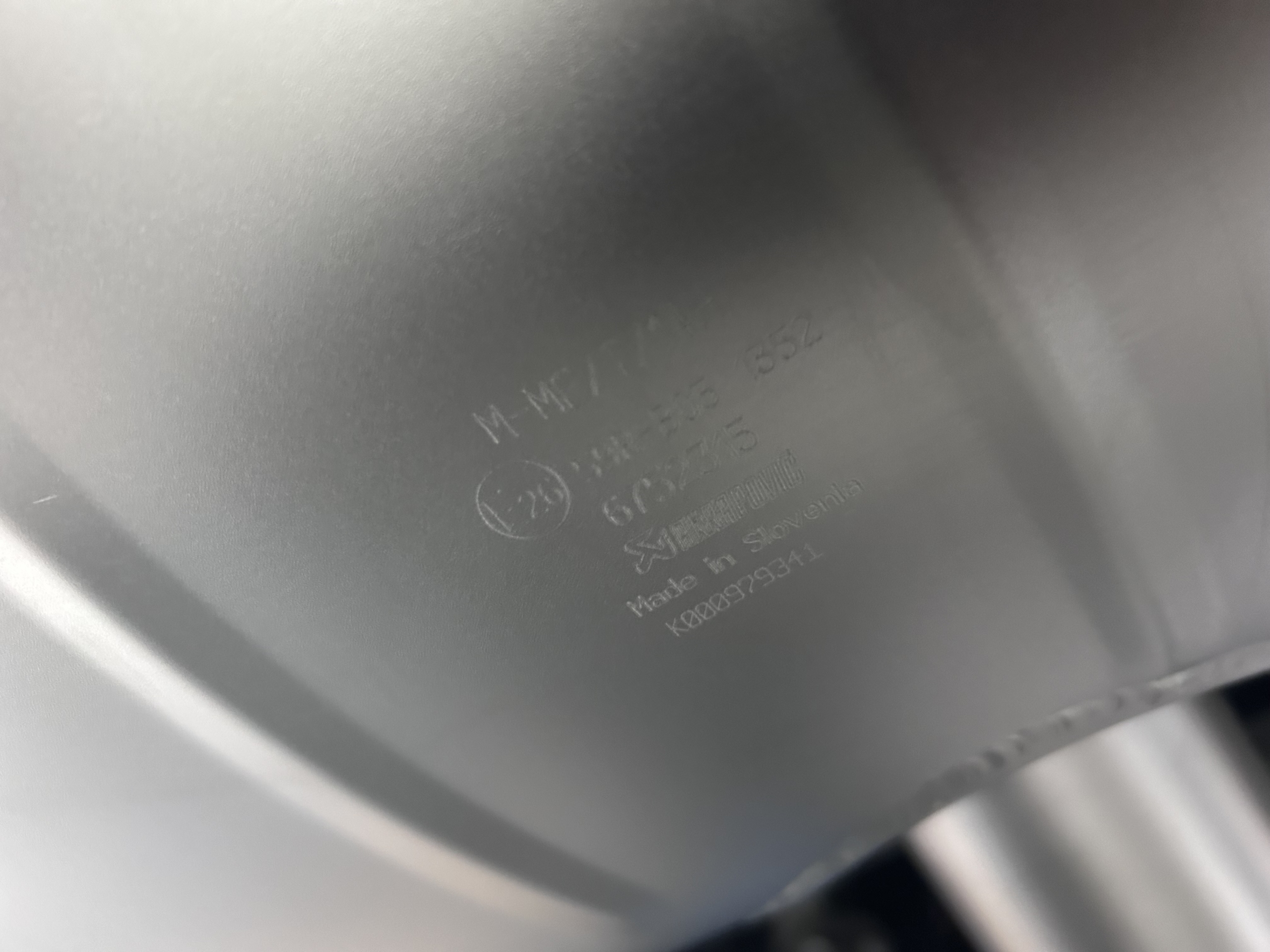GLS63 Akrapovic マフラー交換 電動サイドステップ
