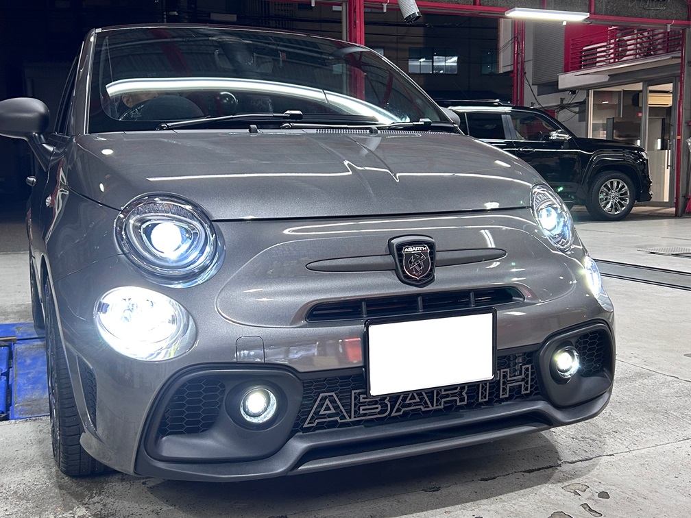 アバルト　695　LED化　デジタルインナーミラー　バックカメラ　カスタム