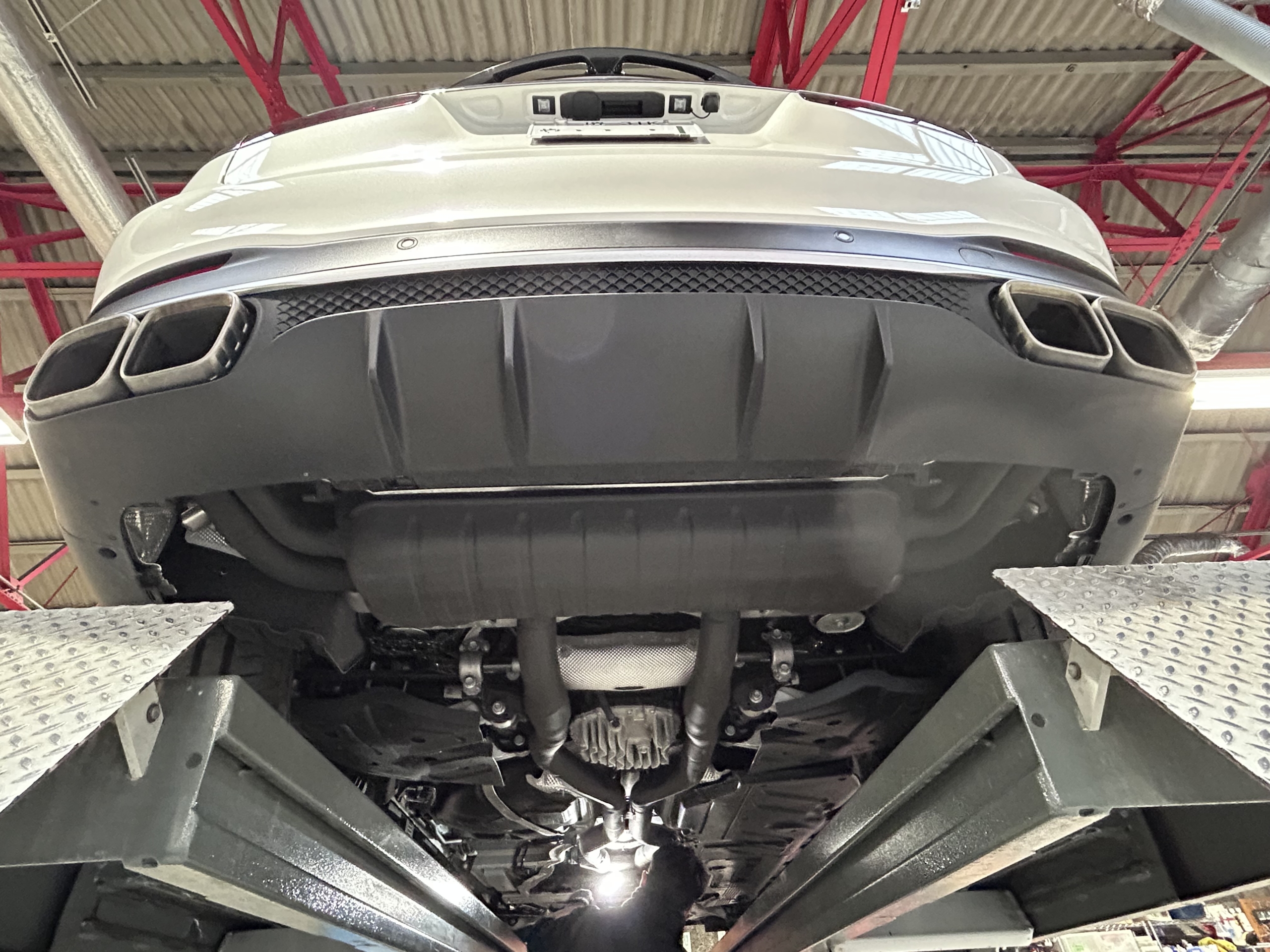 GLS63 Akrapovic マフラー交換 電動サイドステップ