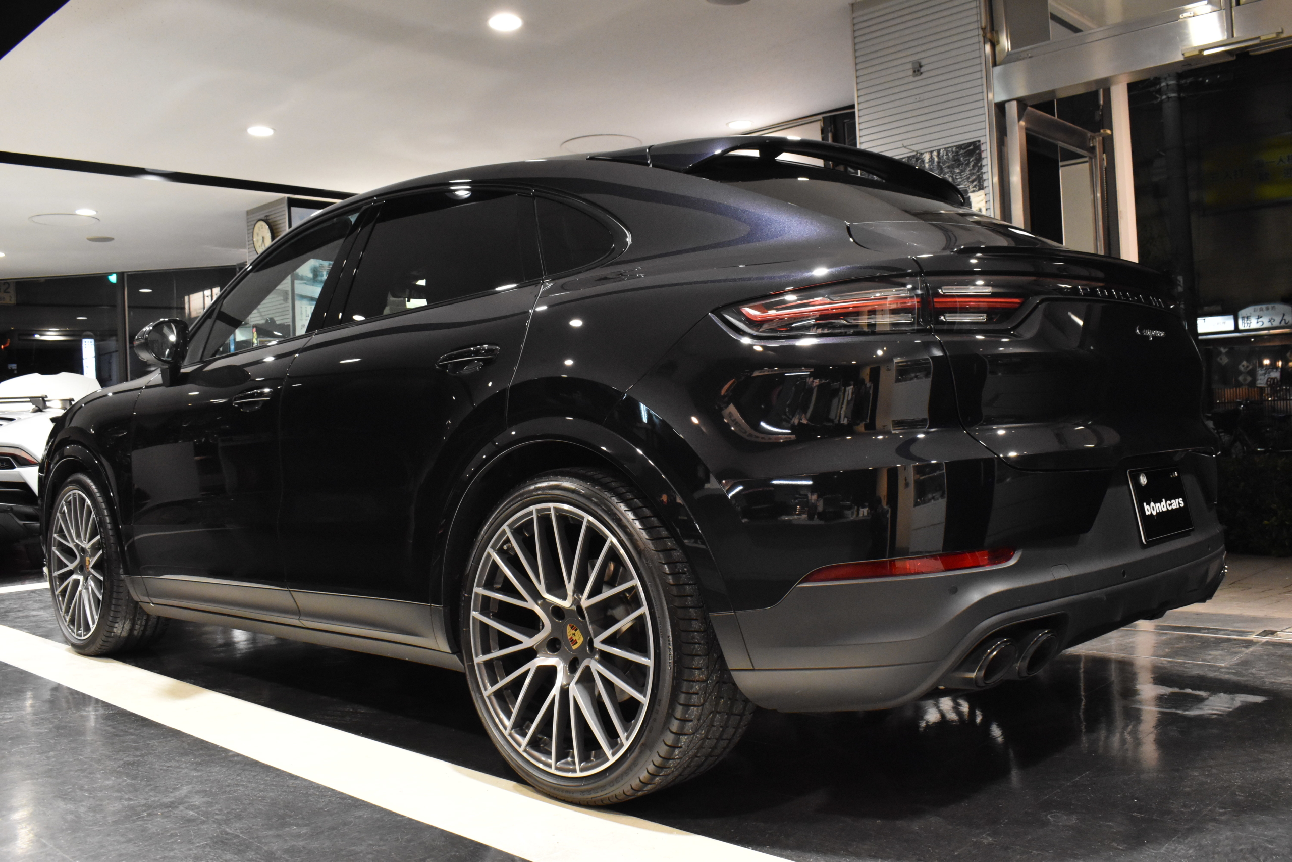 Porsche Cayenne Coupe　エアサス　スポーツエギゾースト　２２インチAW　LEDヘッドライト　14Wayコンフォートシート　テックアートフロントリップ　地デジ　レーダー＆ドライブレコーダー