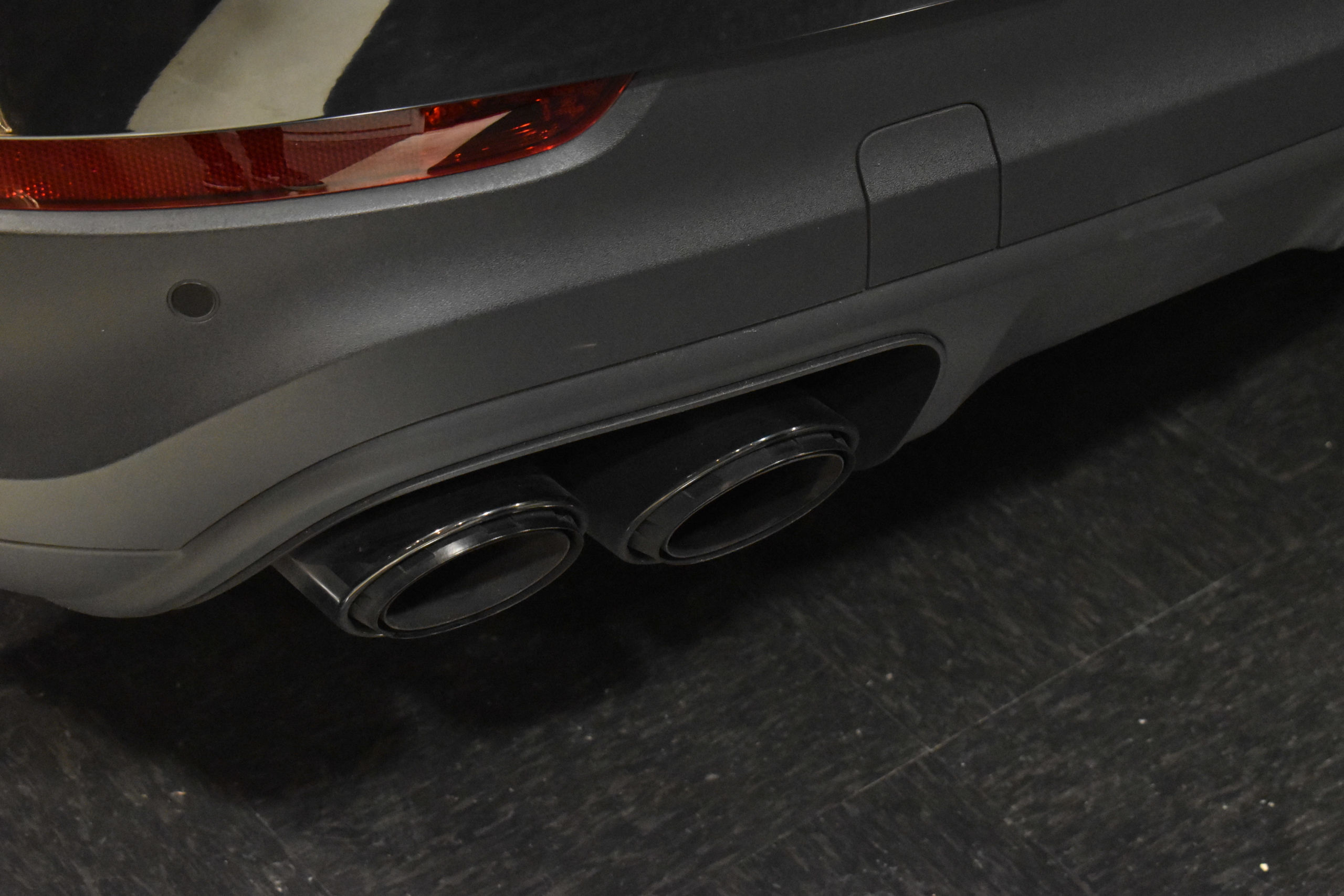 Porsche Cayenne Coupe　エアサス　スポーツエギゾースト　２２インチAW　LEDヘッドライト　14Wayコンフォートシート　テックアートフロントリップ　地デジ　レーダー＆ドライブレコーダー