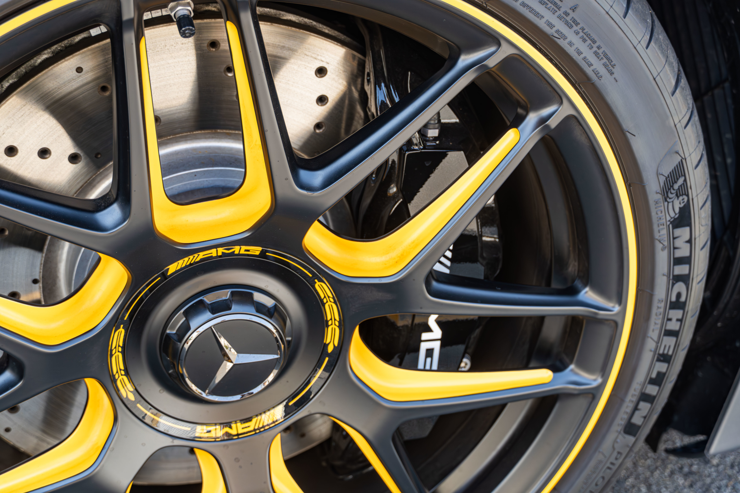 W177 A 45 S 4MATIC+ Final Edition×Akrapovic Exhaust カスタム マフラー ボンド大阪
