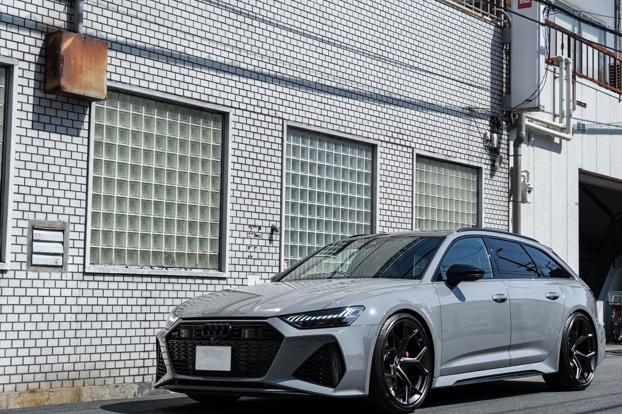 アウディ RS6 ローダウン　KW スペーサー