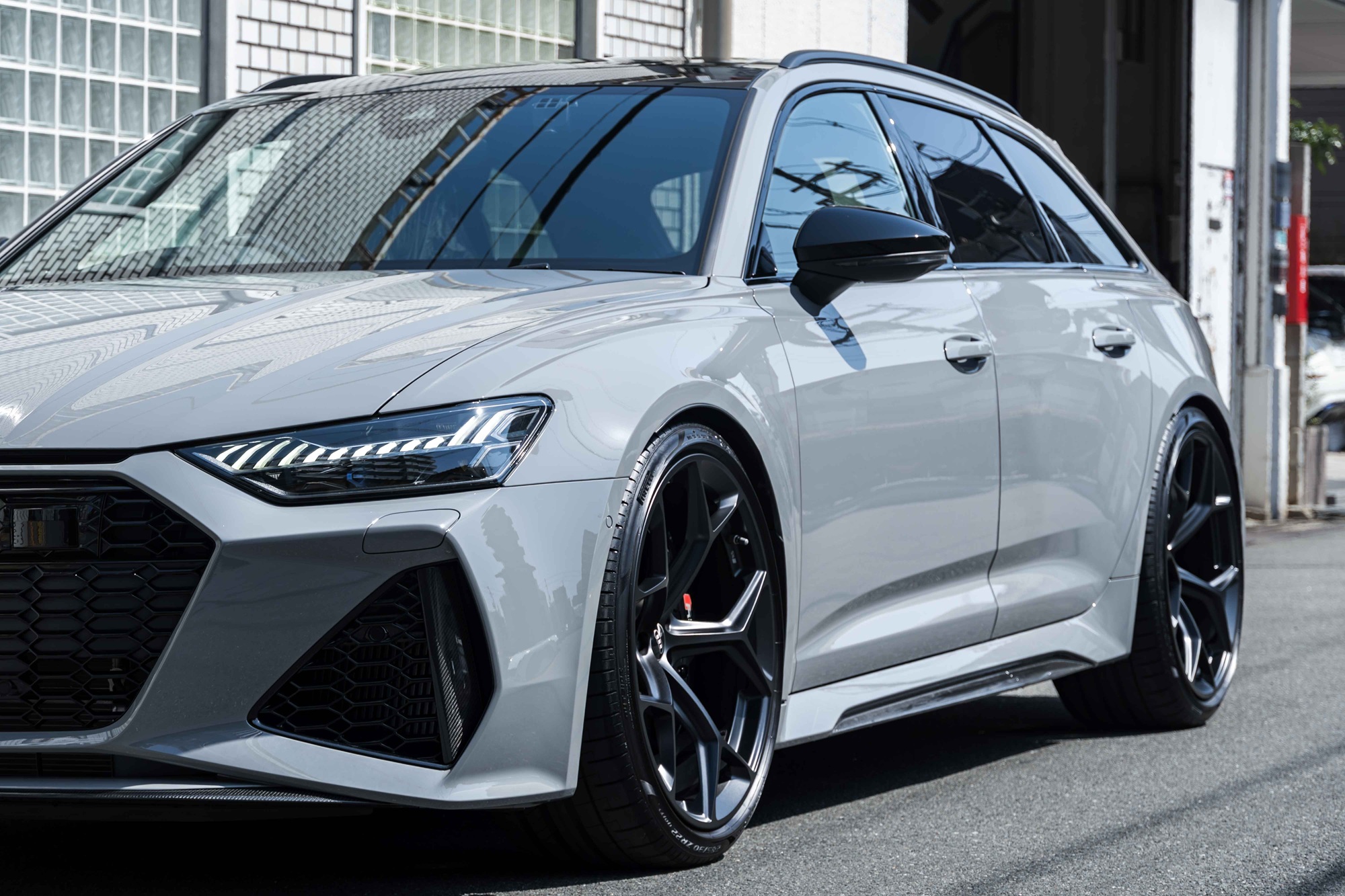 アウディ RS6 ローダウン　KW スペーサー