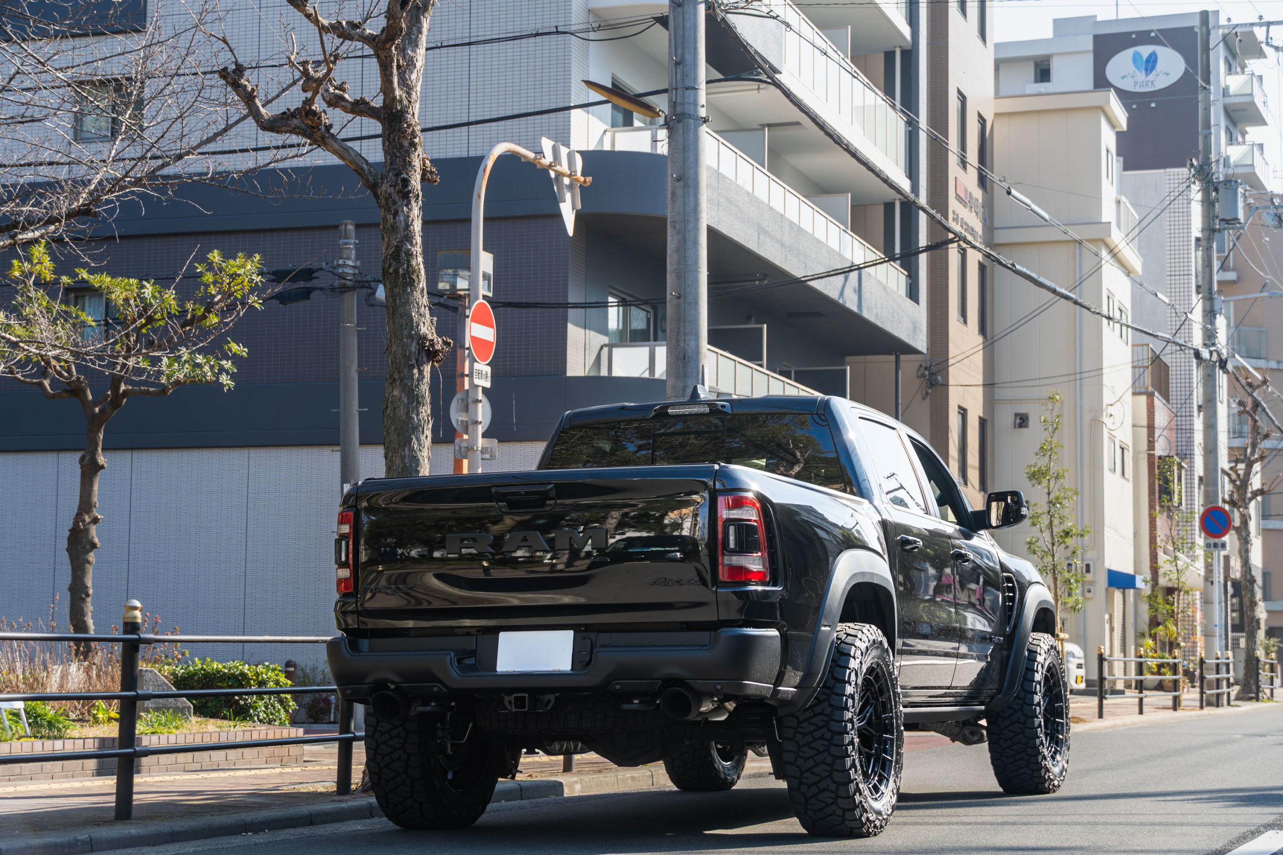ダッジ　ラム　VOSSEN　ホイール交換　カスタム