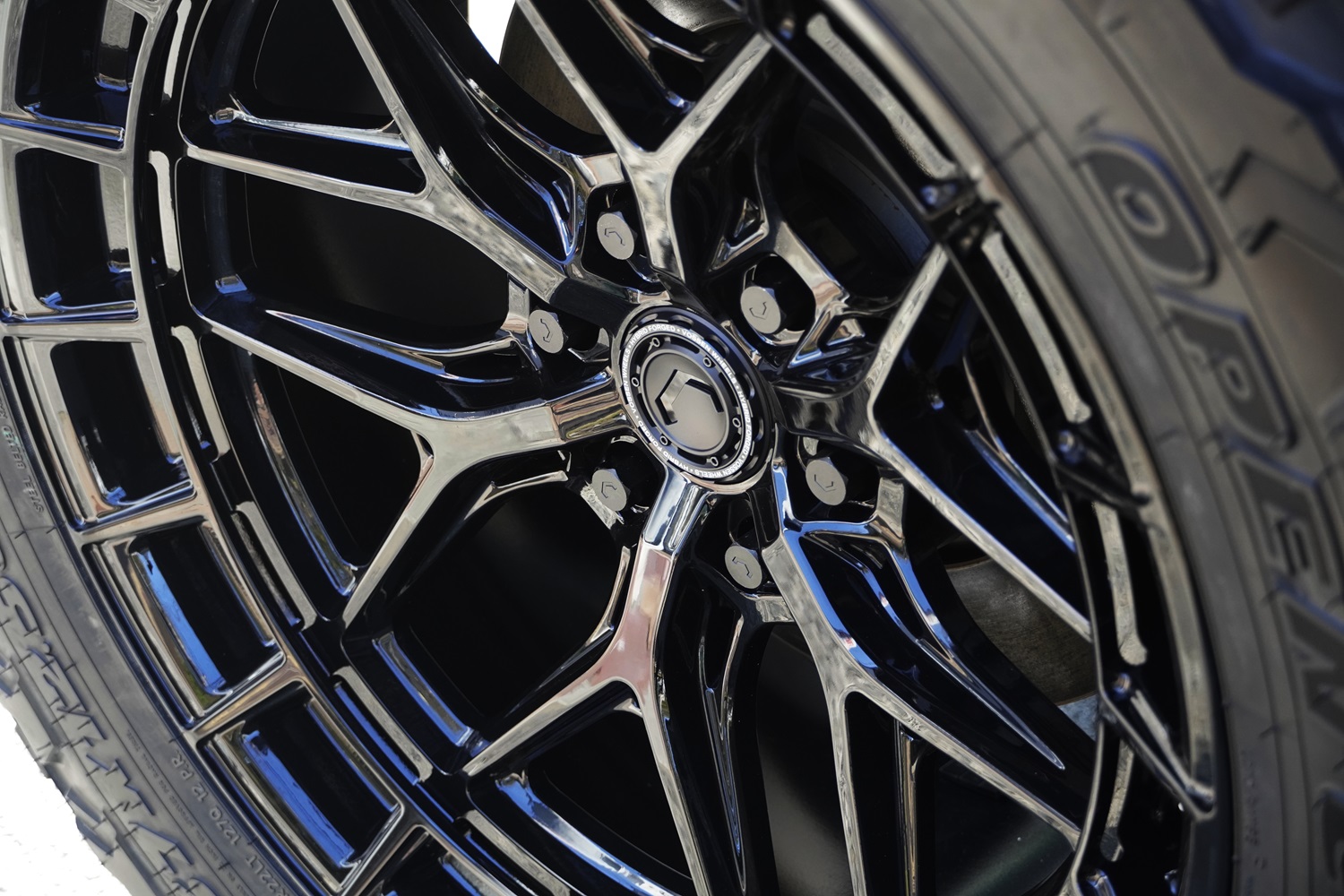 ダッジ　ラム　VOSSEN　ホイール交換　カスタム