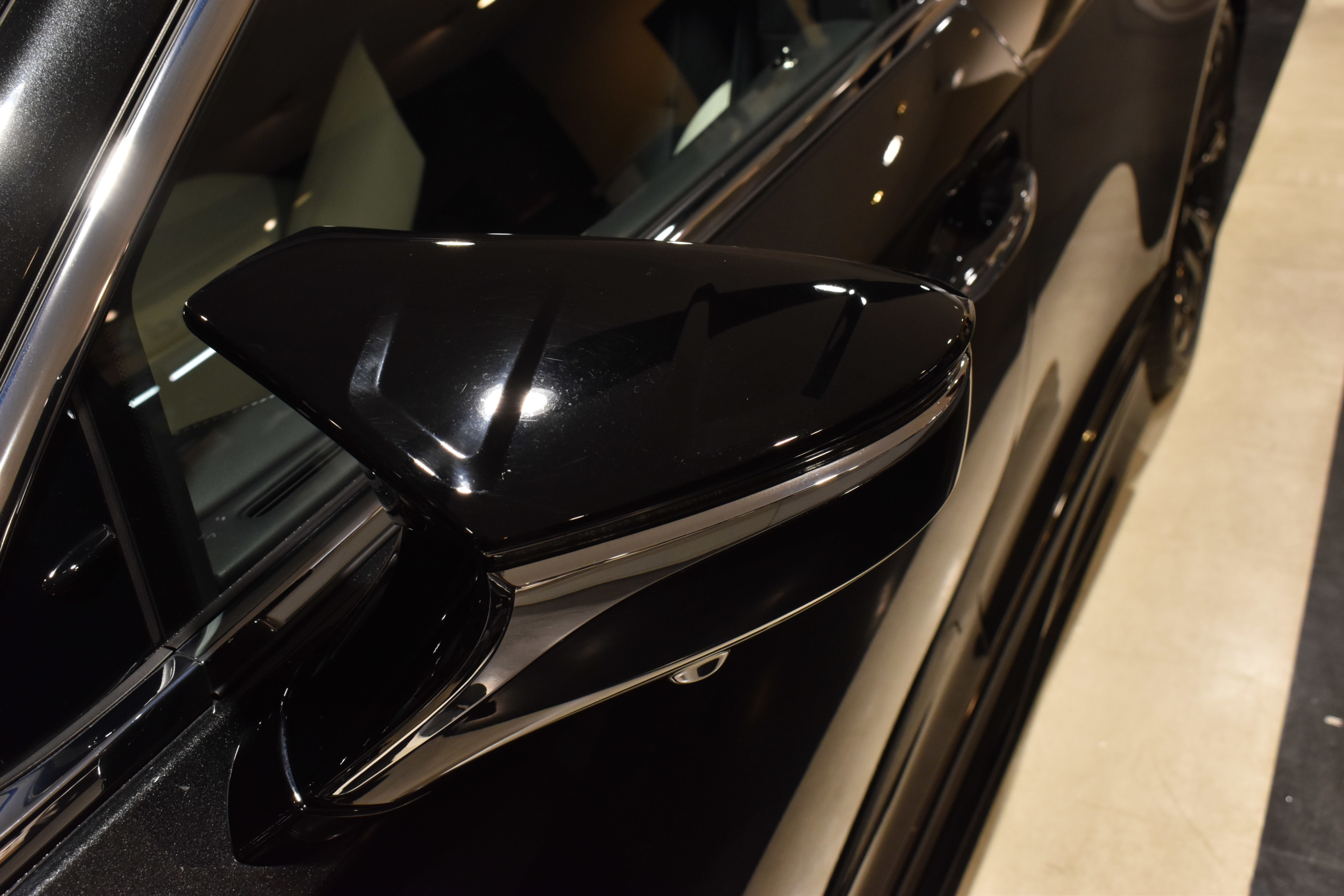 LEXUS LS500 FSPORT TRDＦ／Ｓ／Ｒ／リアマフラー／ミラーカバー　カーボントランクスポイラー　マークレビンソン　レーダー＆ドライブレコーダー