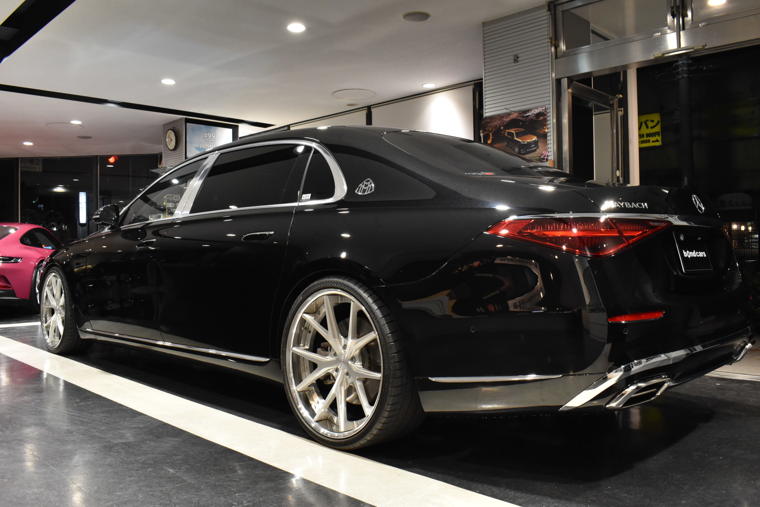 メルセデスマイバッハ　S580　4MATIC　オブシディアンブラック　グレーレザーシート　HYPERFORGED LC-5 ２２インチＡＷ　ロワリングキット　フロントメッキグリル　3Ｄツィーター 　レーダー＆ドライブレコーダー