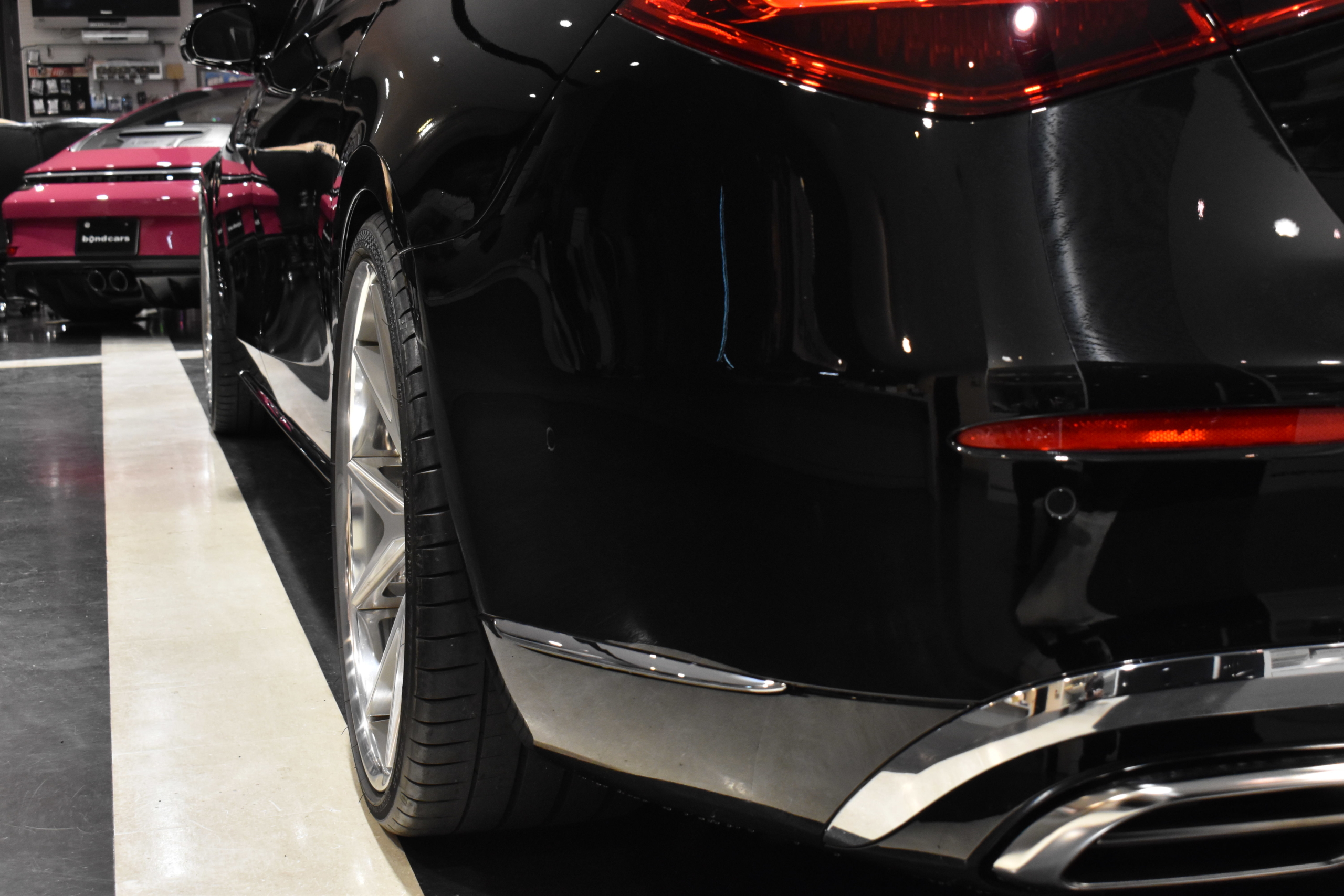 メルセデスマイバッハ　S580　4MATIC　オブシディアンブラック　グレーレザーシート　HYPERFORGED LC-5 ２２インチＡＷ　ロワリングキット　フロントメッキグリル　3Ｄツィーター 　レーダー＆ドライブレコーダー