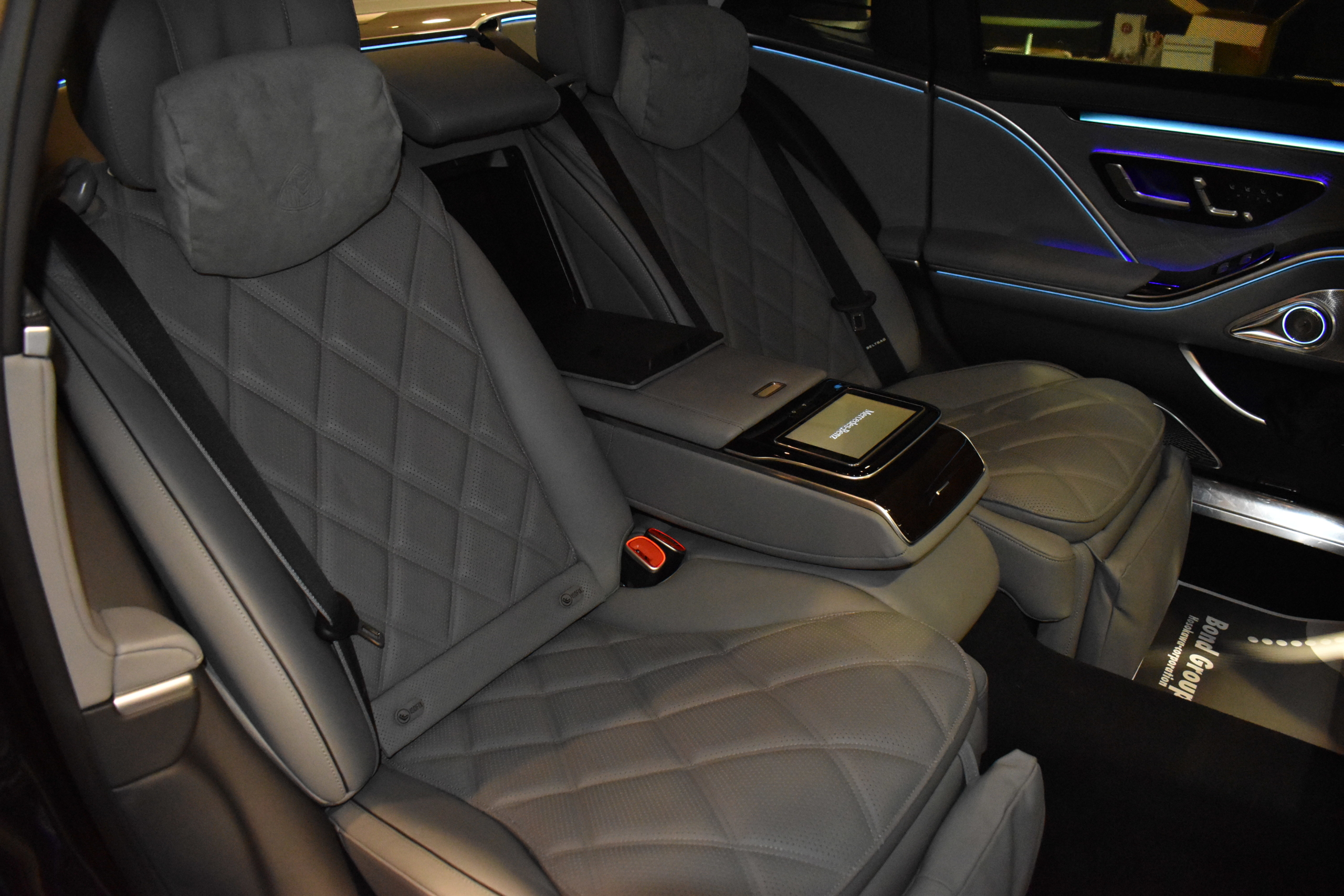 メルセデスマイバッハ　S580　4MATIC　オブシディアンブラック　グレーレザーシート　HYPERFORGED LC-5 ２２インチＡＷ　ロワリングキット　フロントメッキグリル　3Ｄツィーター 　レーダー＆ドライブレコーダー