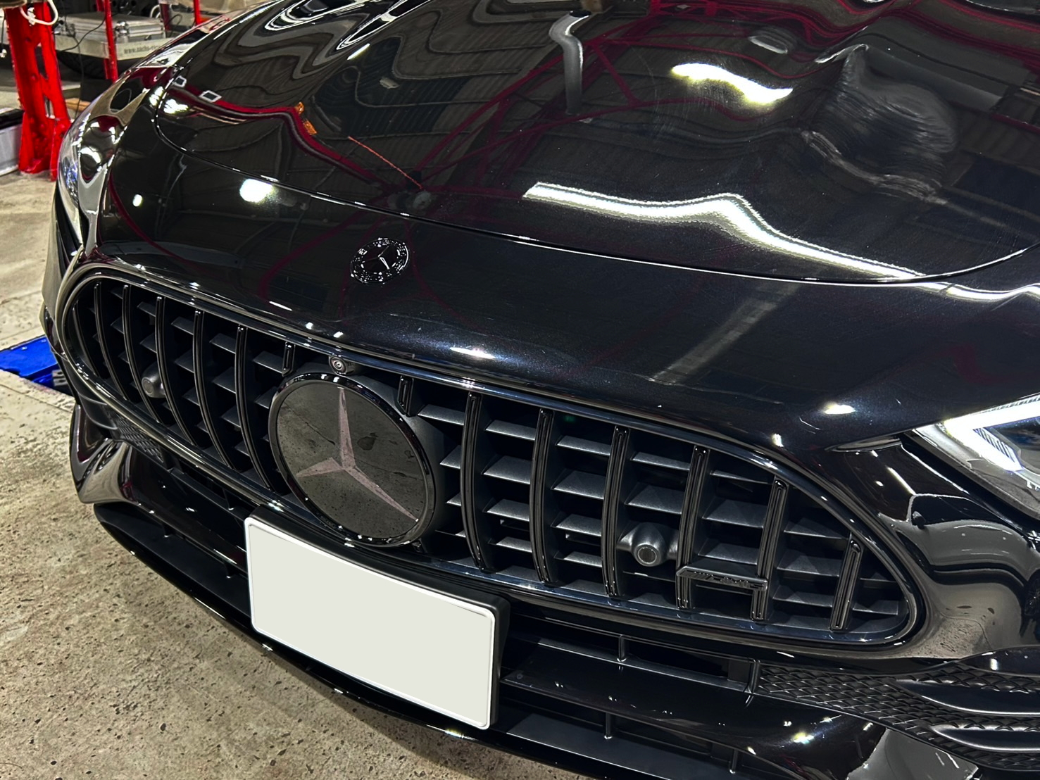 R232 AMG SL43 ブラックアウト