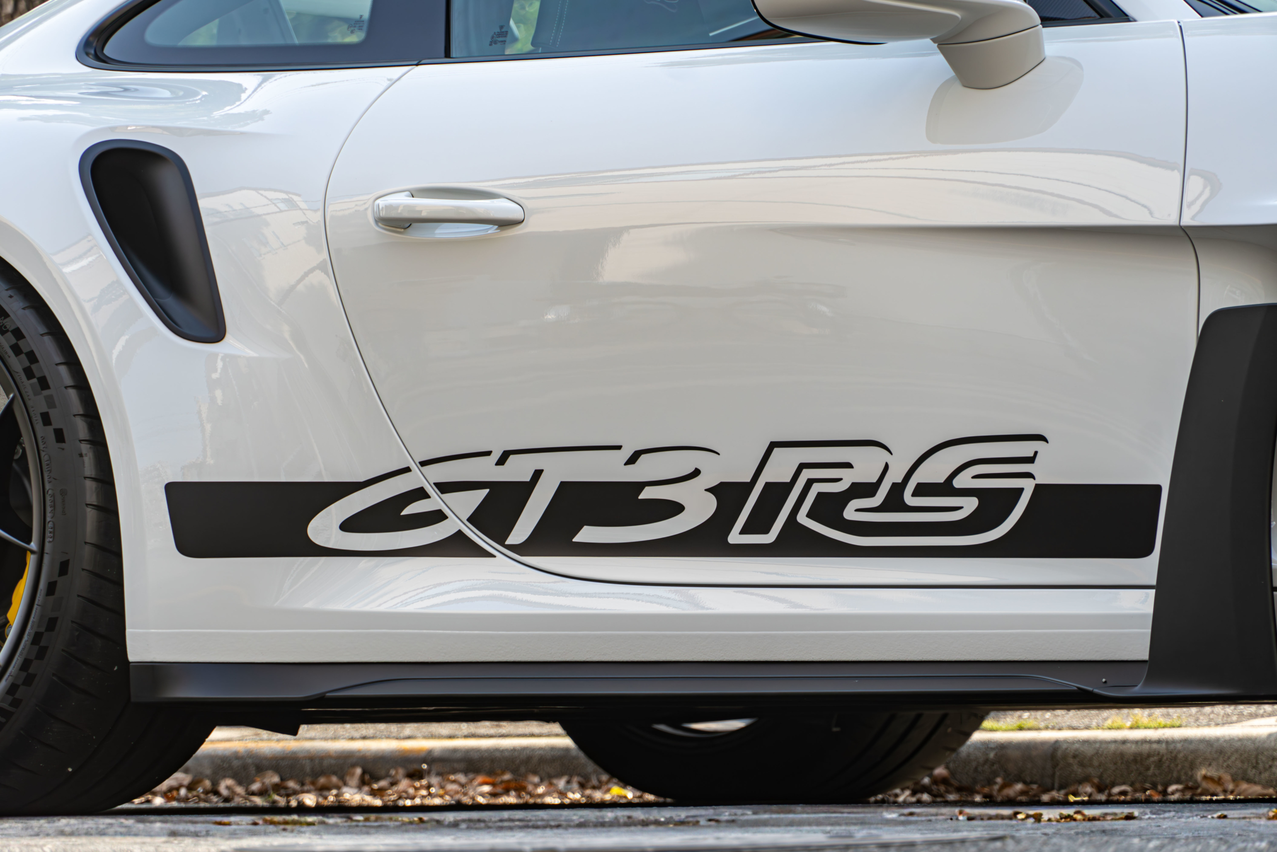 Porsche 992 GT3RS×プロテクションフィルム施工 ボンド大阪